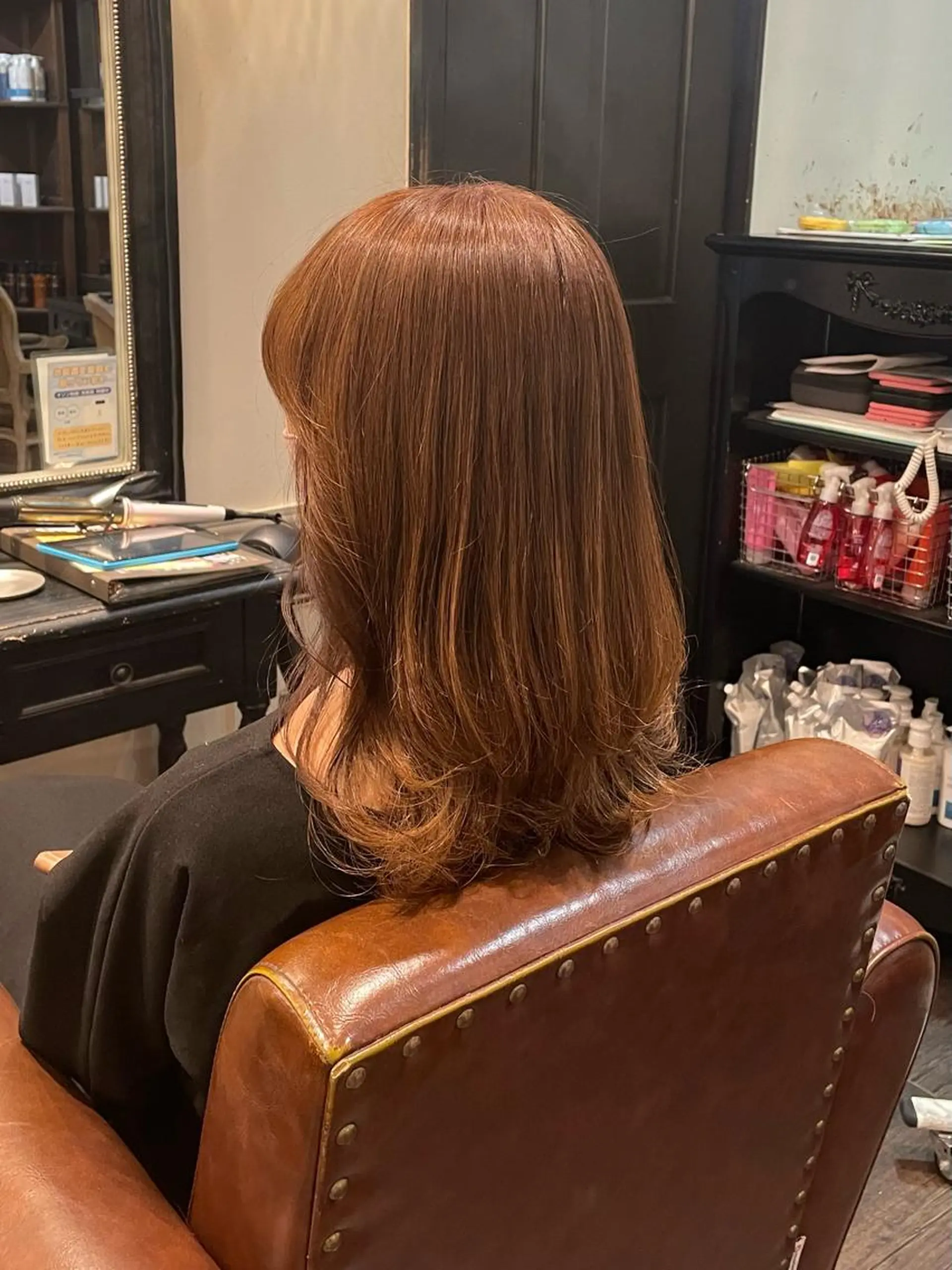 セミロング カラー shiro.kobe 森彩華のヘアスタイル