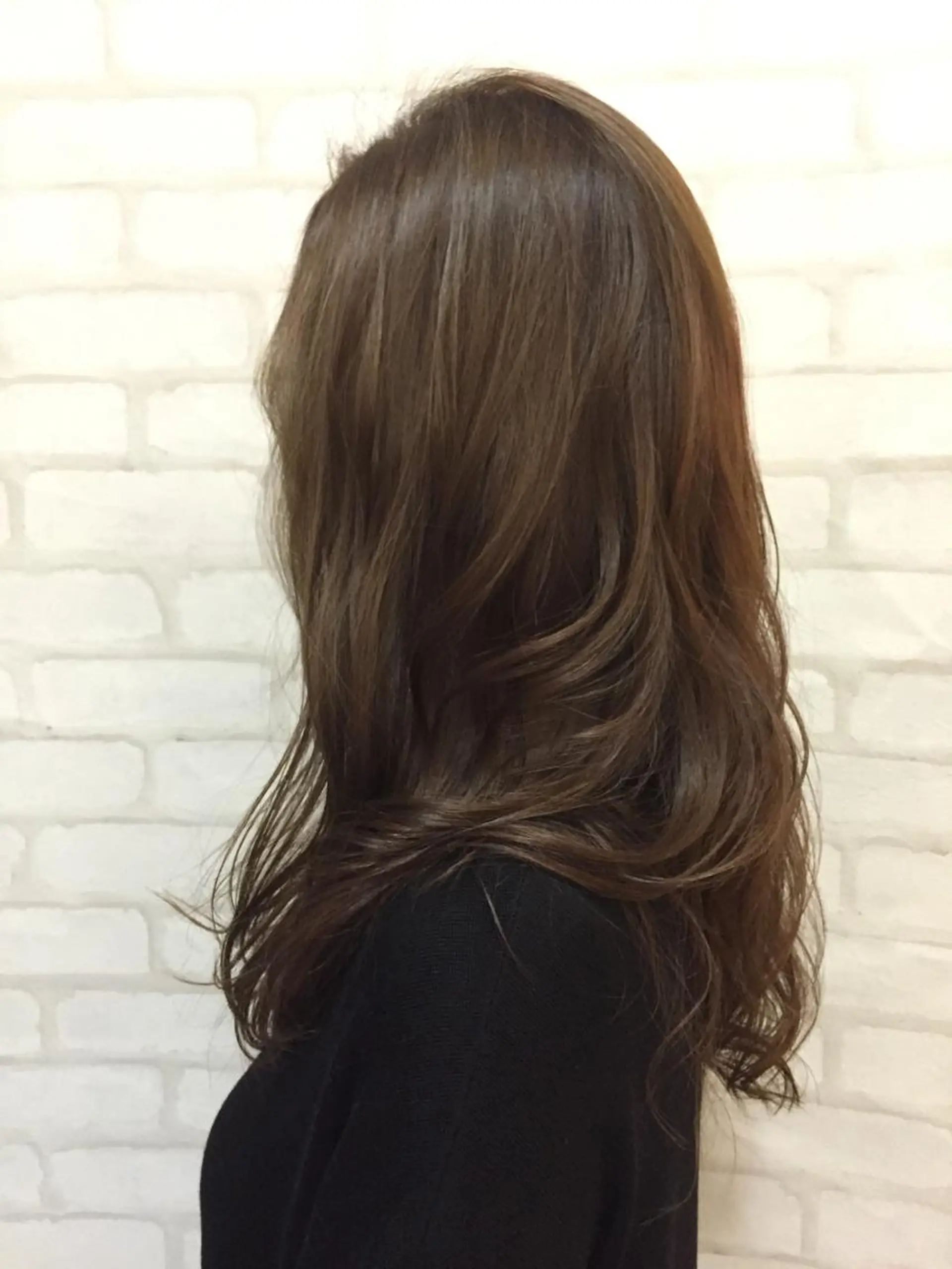 ロング 相原 瞳のヘアスタイル