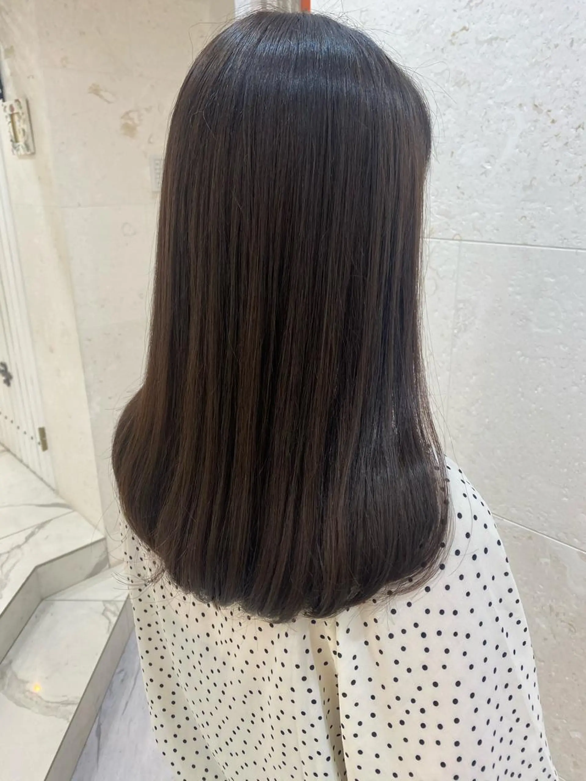 セミロング カット ヘアカラー トリートメント shanti 渡辺新也✂️のヘアスタイル