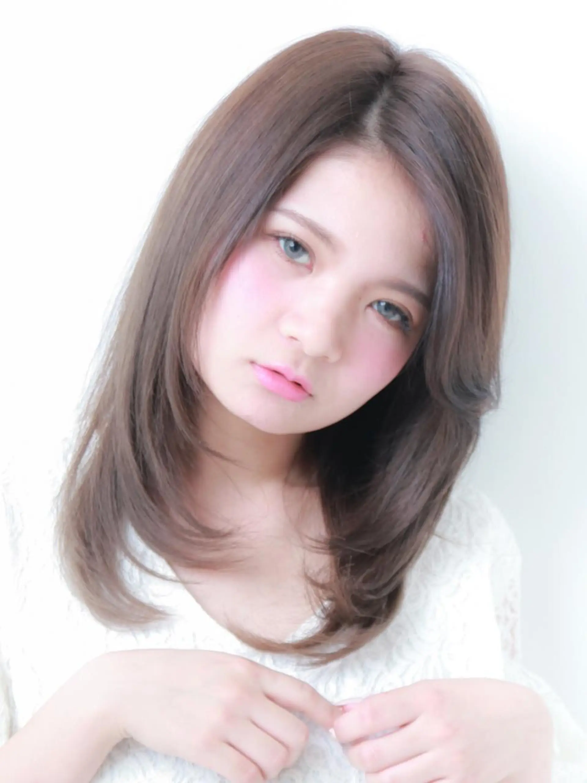 セミロング 中林 由佳のヘアスタイル