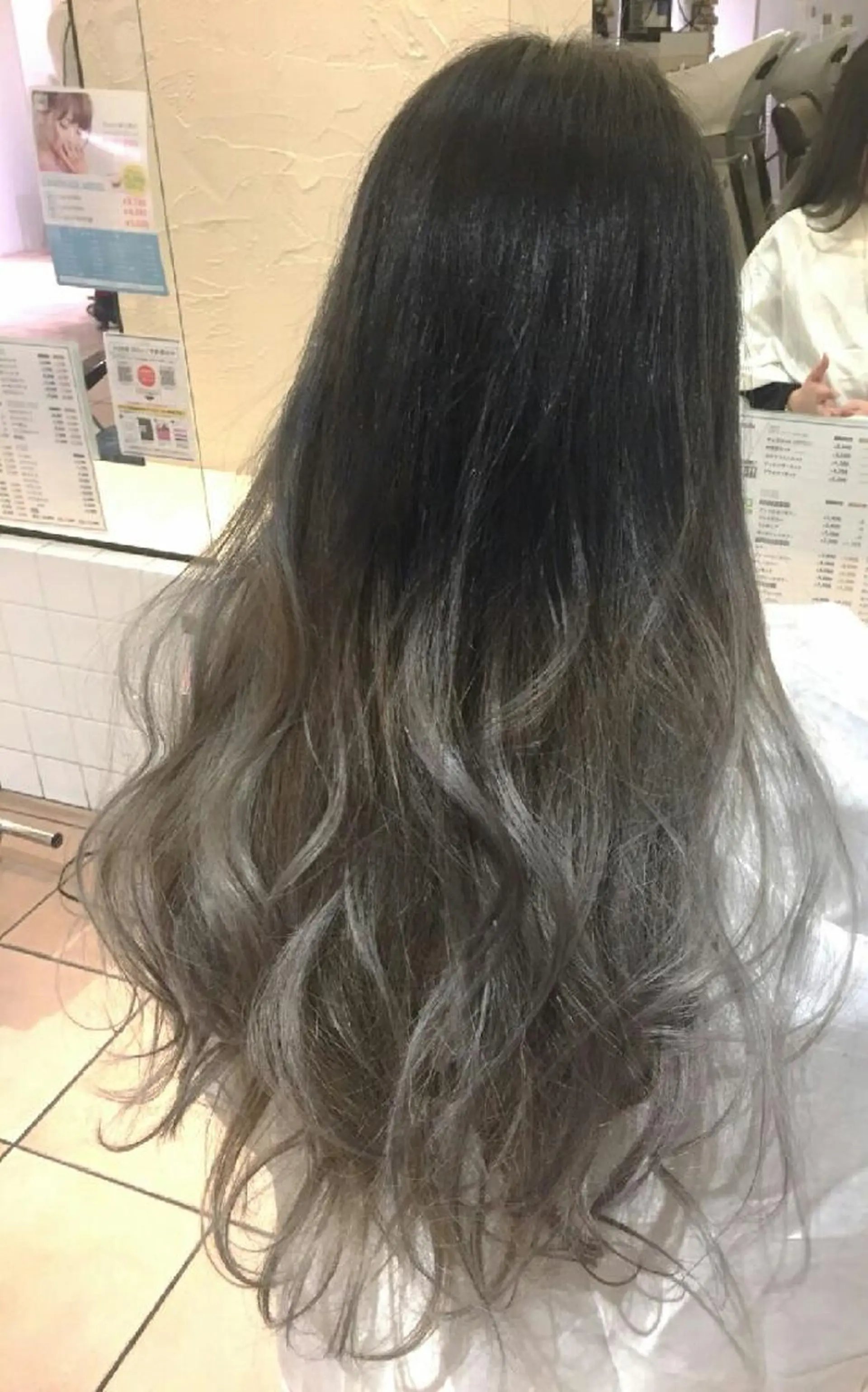 ロング カラー グレージュ 【髪質改善美容師】t occa茨木篠原健太のヘアスタイル
