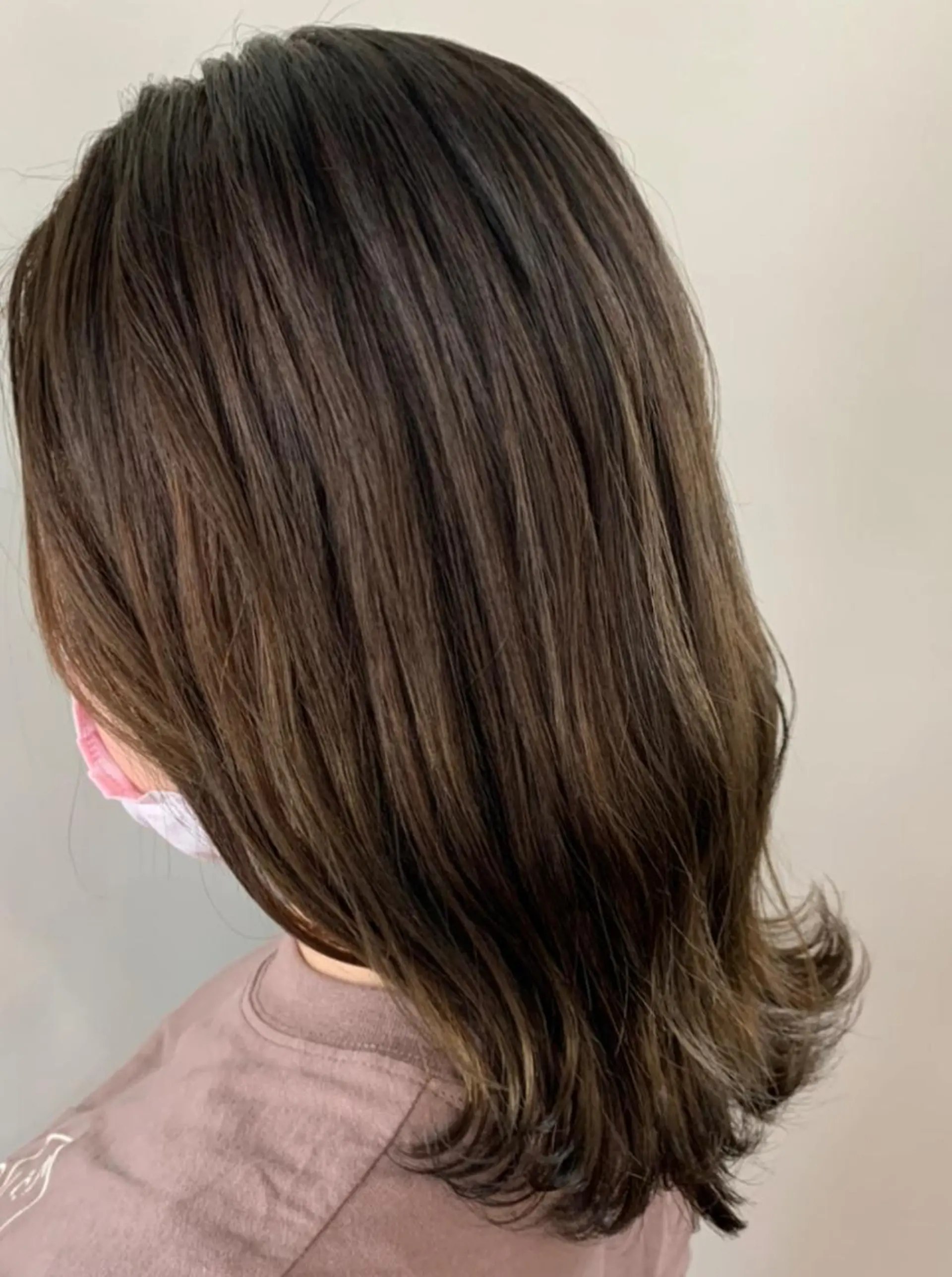 セミロング カラー ブリーチ グラデーションカラー ブリーチなしカラー ヘアカラー トリートメント FLAGS YAMATOのヘアスタイル