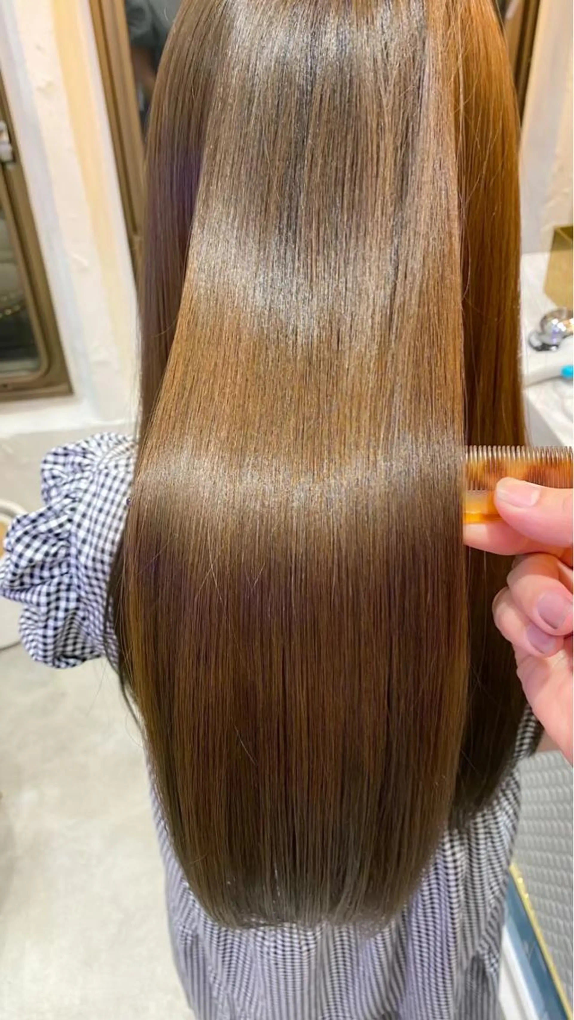 セミロング シールエクステ セミロングパーマ エクステ ハイライト 髪質改善 カット トリートメント 新宿/韓国風レイヤー 髪質改善/渋谷直樹のヘアスタイル