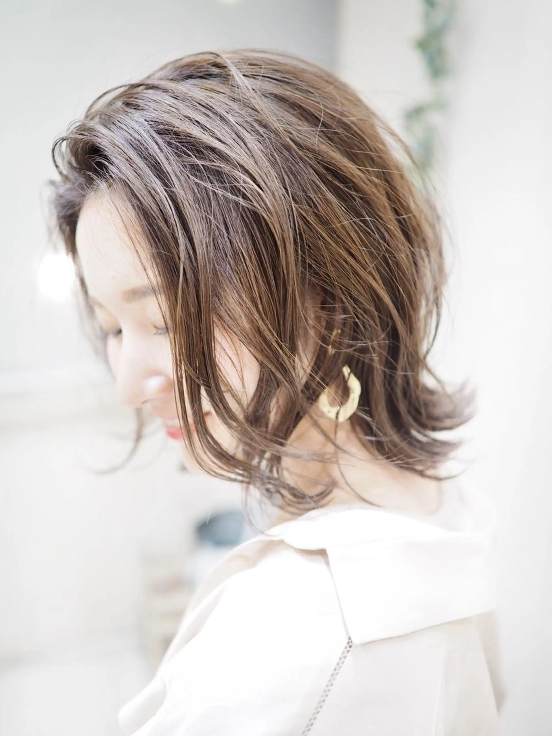 ショート ハイライト 外ハネヘア 小保方 一輝のヘアスタイル