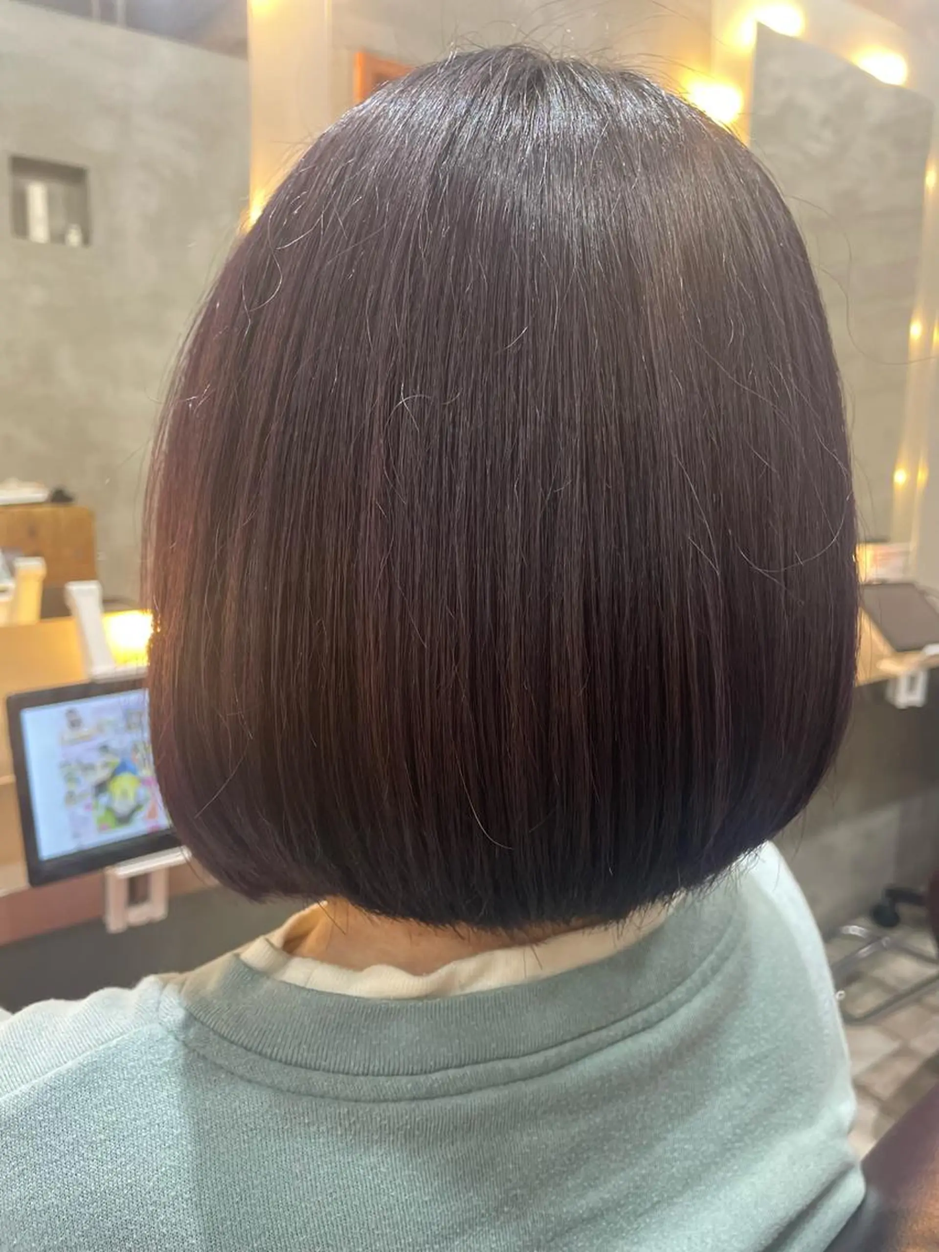 ショート ボブ 岡田 駿也のヘアスタイル