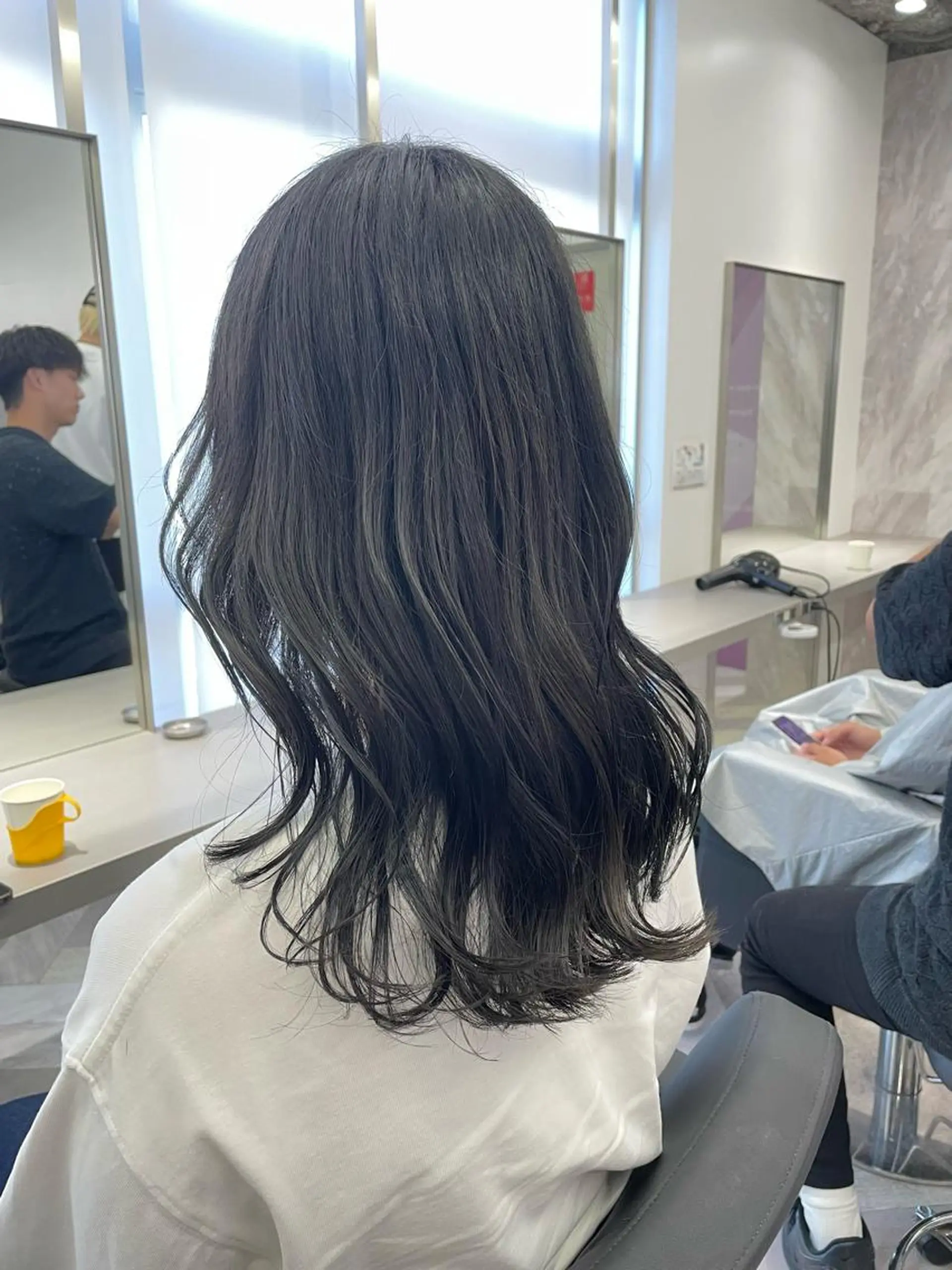 ミディアム ヘアカラー トリートメント ヘアセット 🎗副店長/井上 竜 ブリーチ指名No.1のヘアスタイル