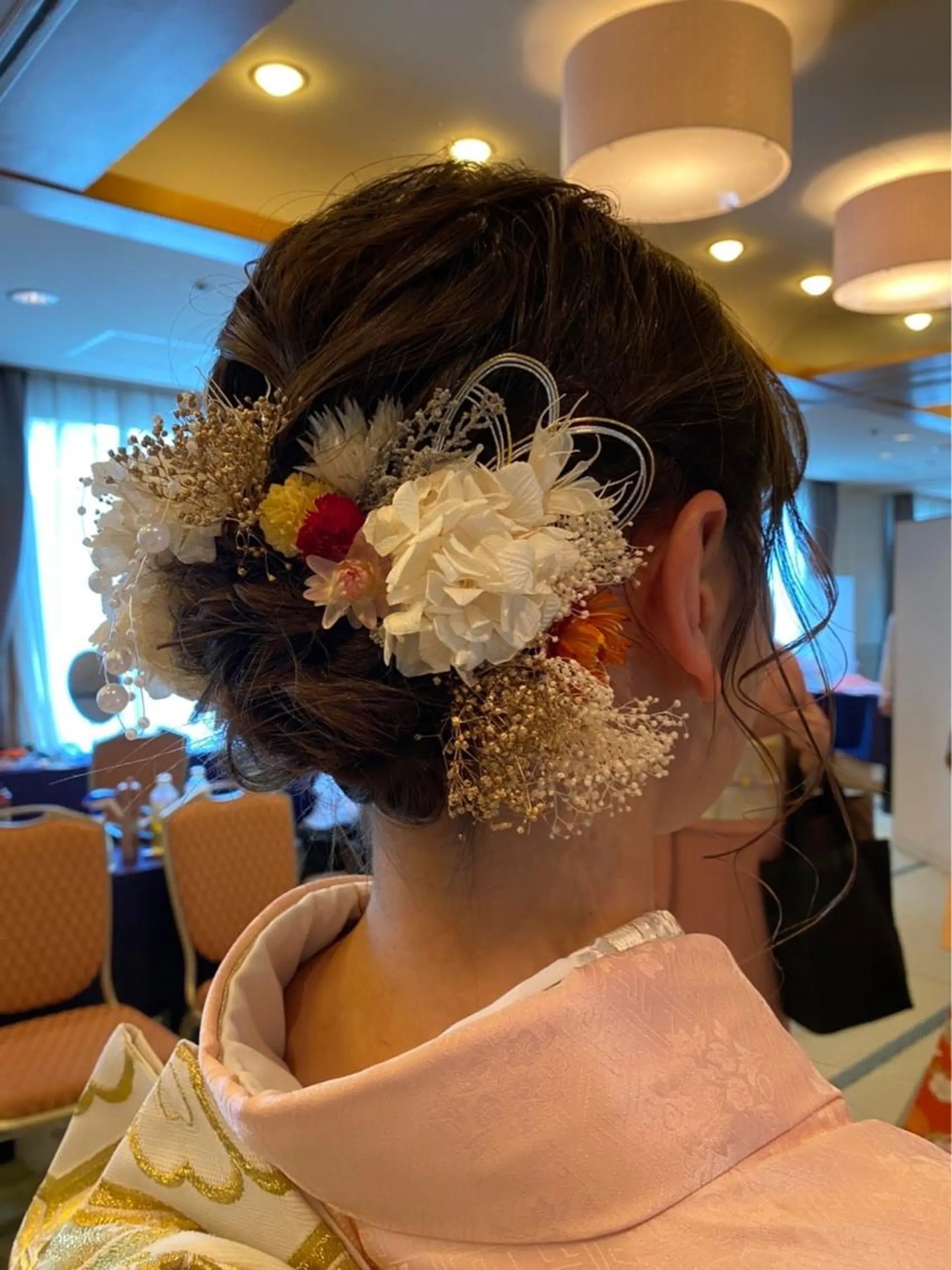 セミロング ヘアアレンジ 鶴﨑 美優亜のヘアスタイル