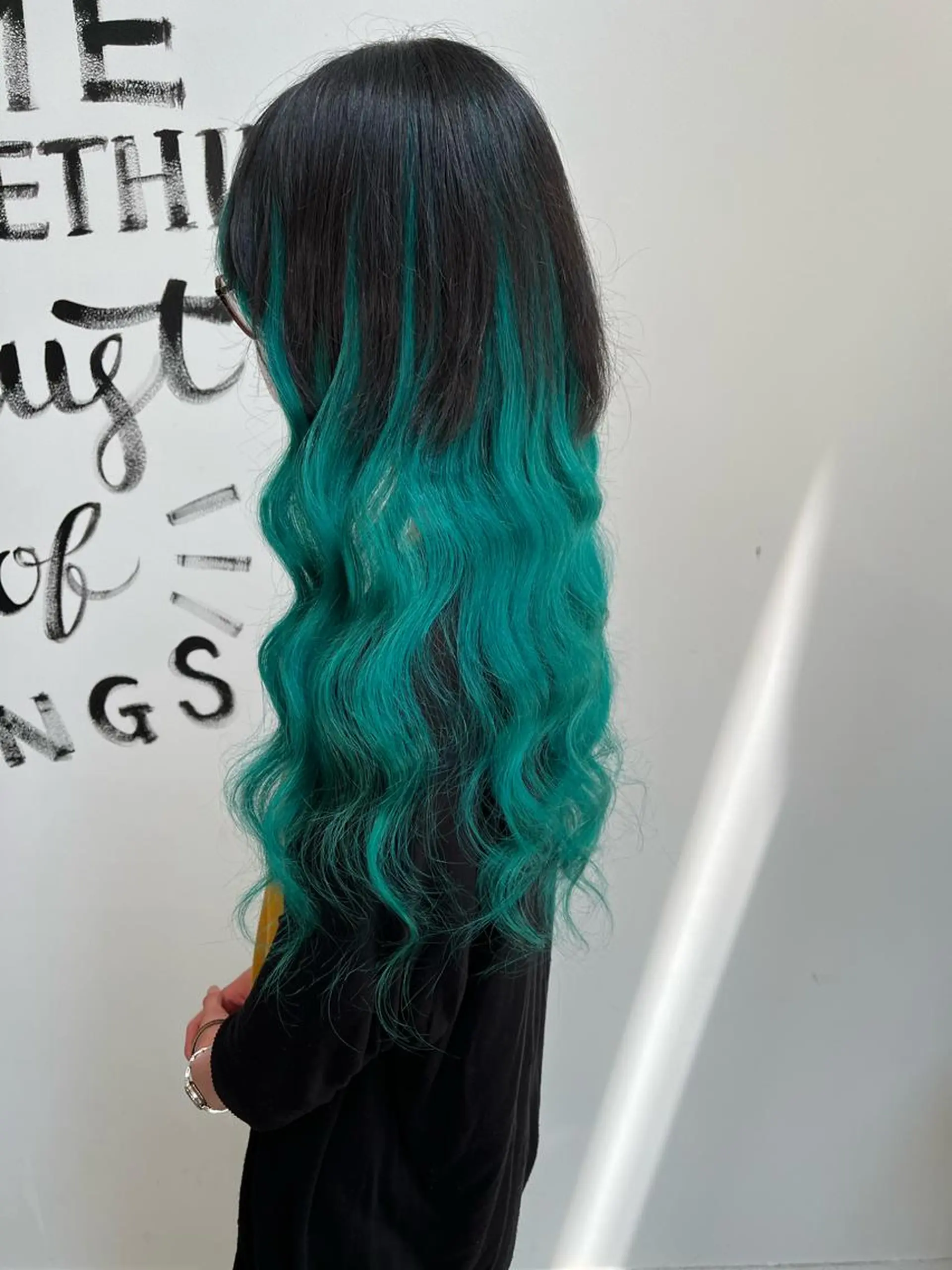 ロング エクステ エクステ エクステ・髪質改善・ ブリーチ・吉田大介のヘアスタイル