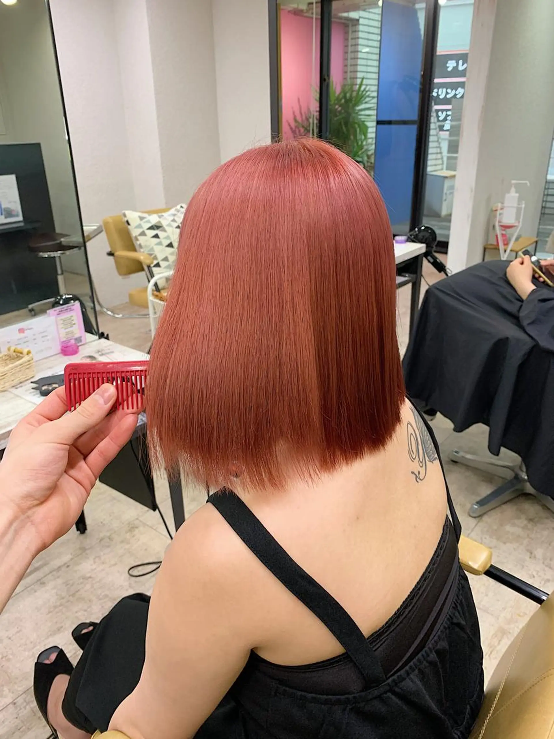 ミディアム カラー 🦄ハイトーンカラー 🦄まるおしょうのヘアスタイル