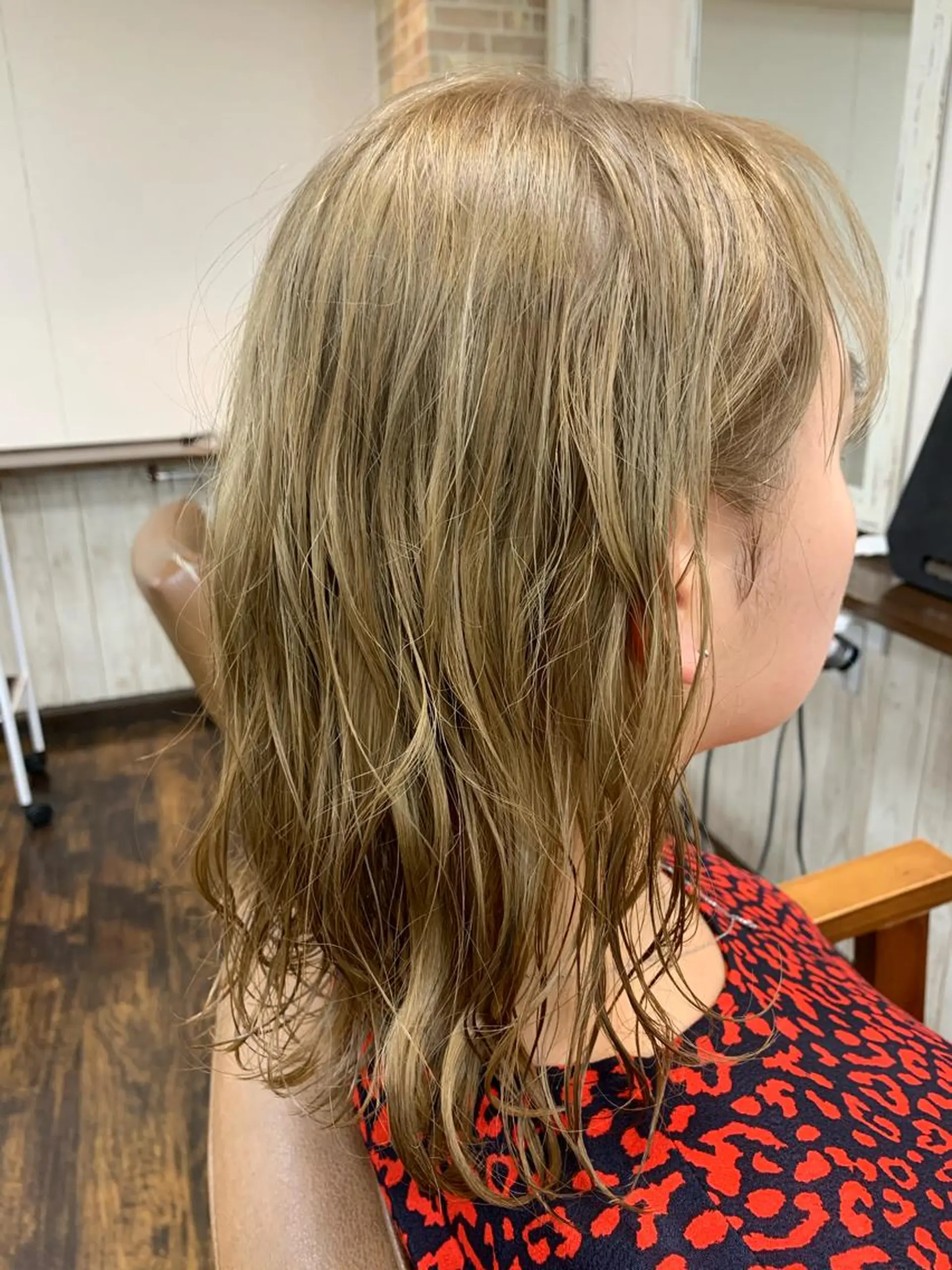 ミディアム カラー est  店長 ✂︎高橋✂︎のヘアスタイル