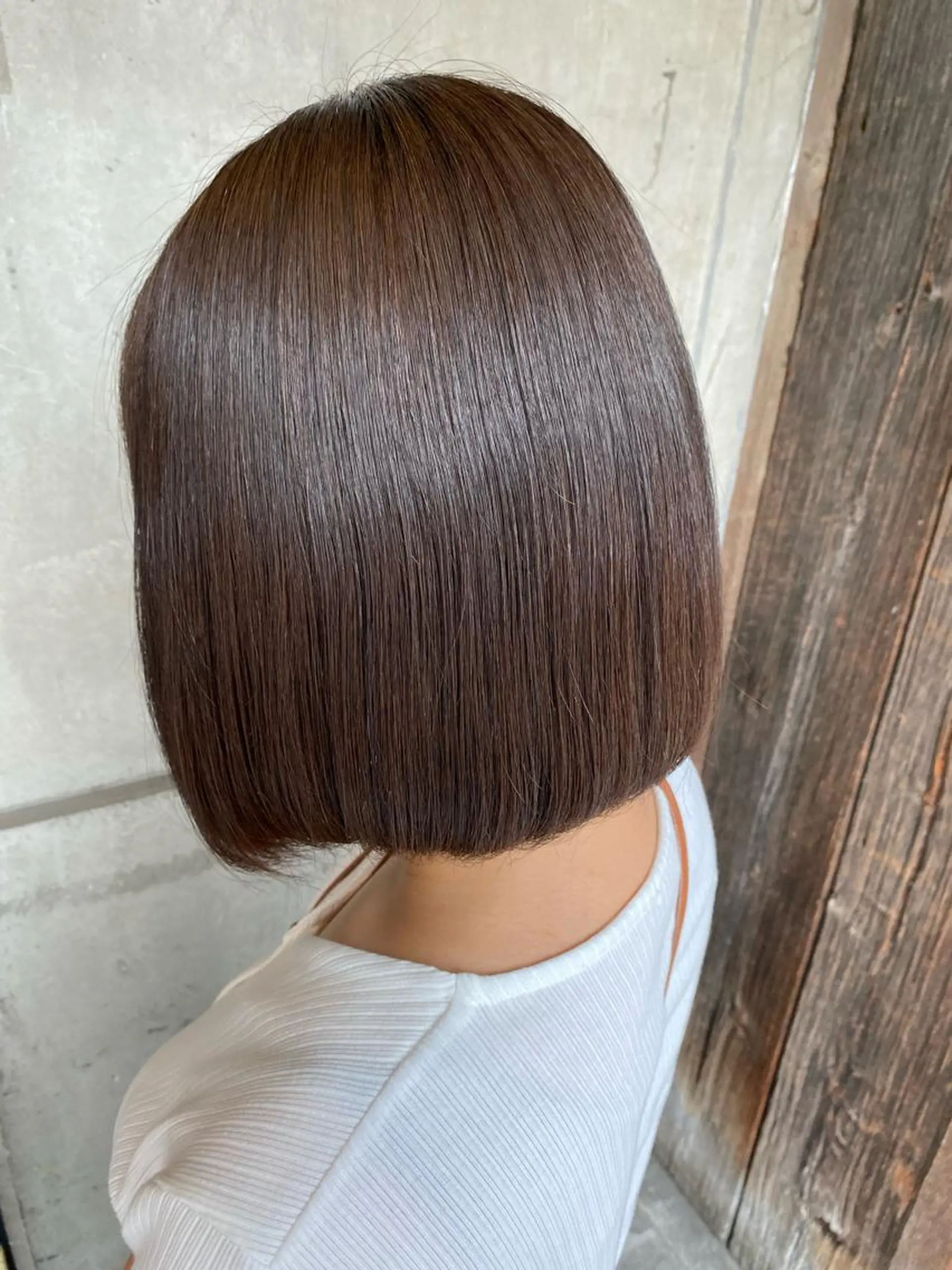 ミディアム ヘアカラー 透け感ベージュ ／ミハルのヘアスタイル