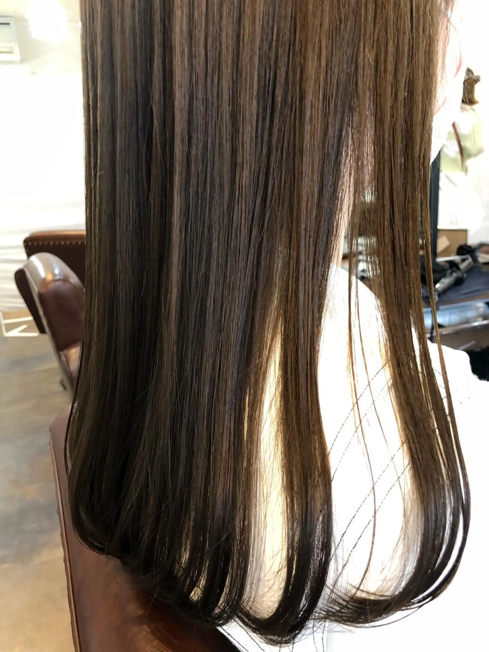 ロング カラー 出雲 莉奈のヘアスタイル