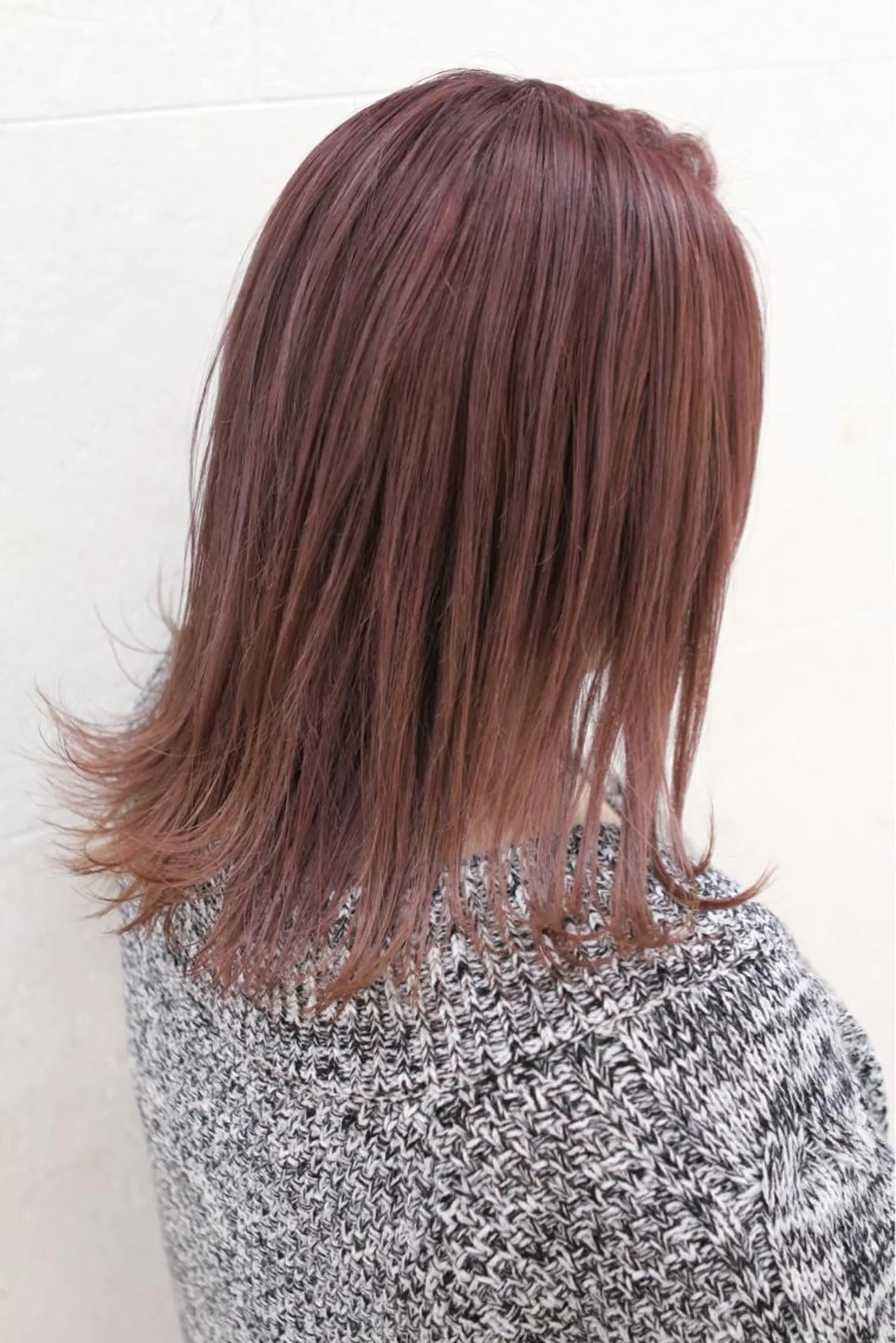 ミディアム カラー ブリーチ ダブルカラー ハイトーンカラー ピンクカラー 斉藤 貴也のヘアスタイル