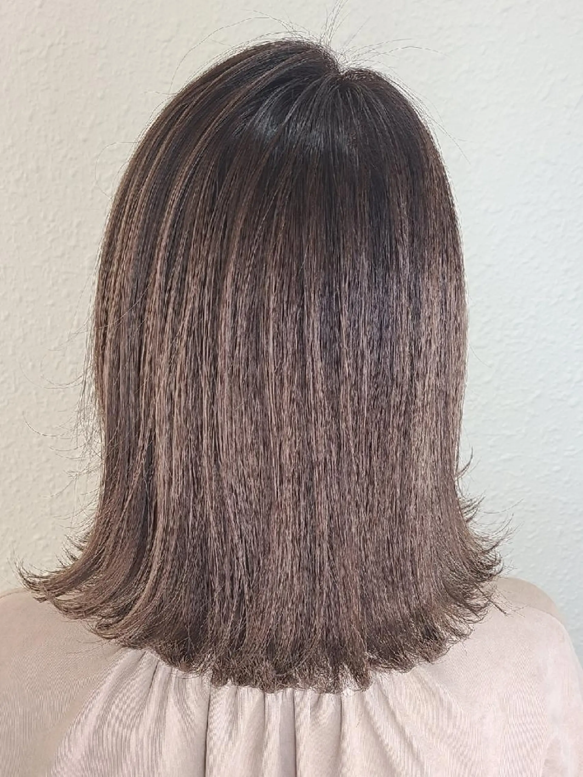 ミディアム カラー ダブルカラー グレージュ ヘアカラー トリートメント ブリーチカラー🌈 嘉名 真樹のヘアスタイル