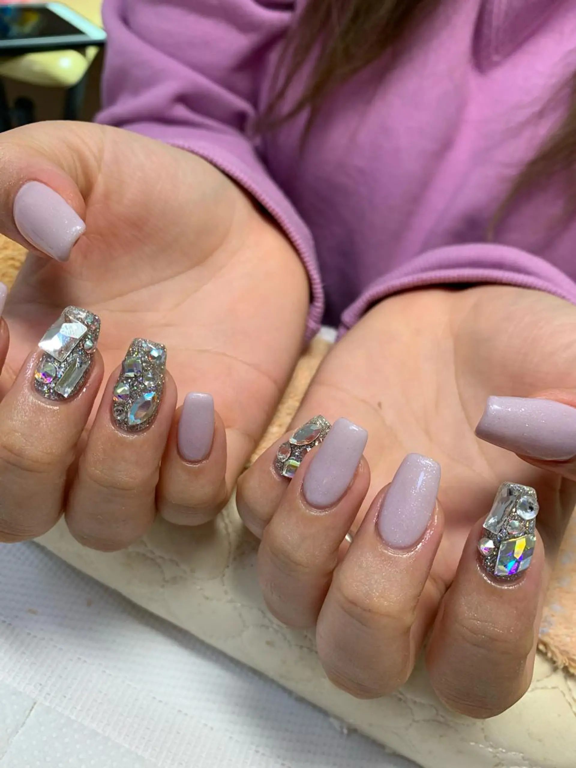 ネイル ストーンネイル rukianail 新里のネイルデザイン