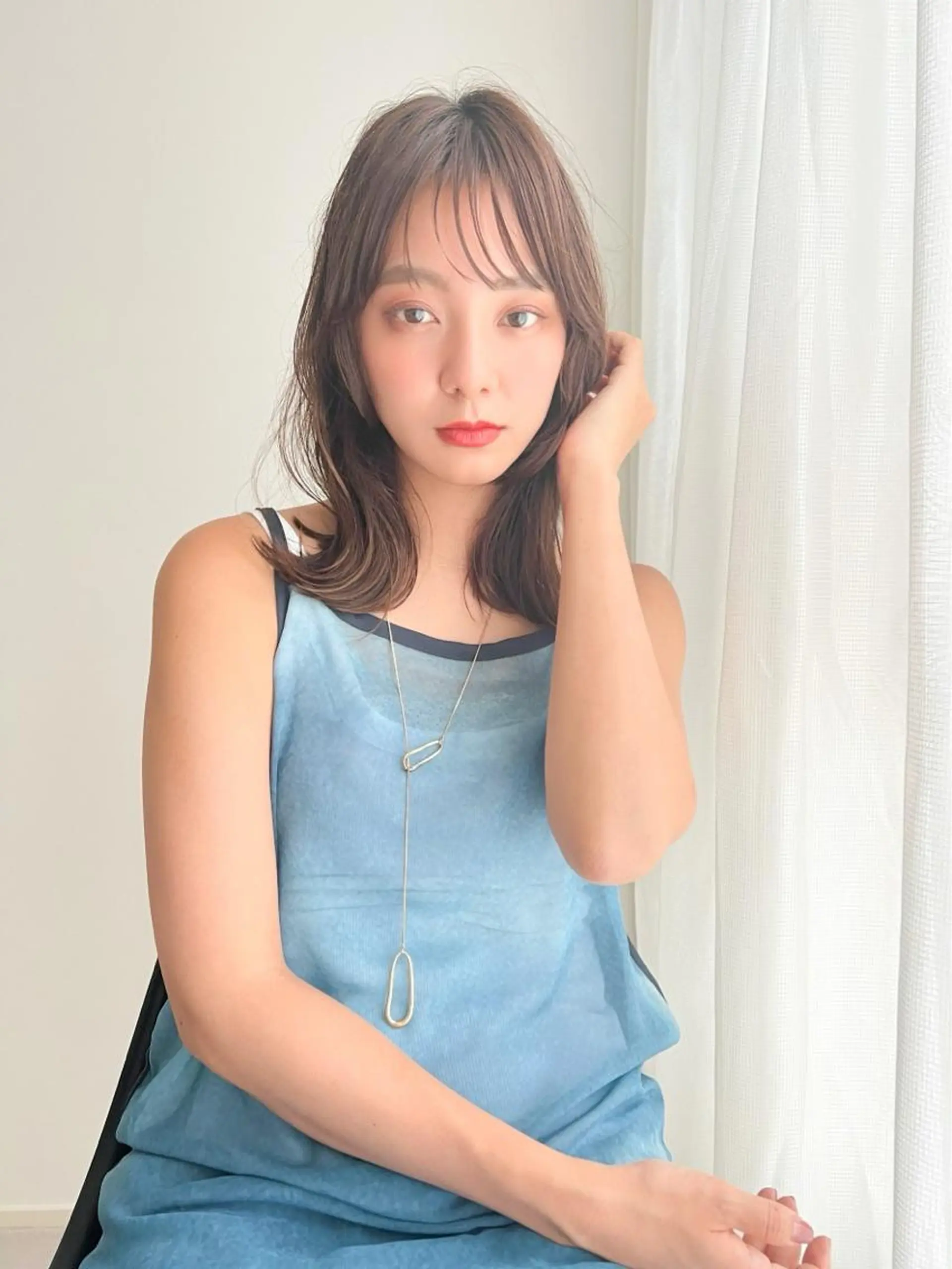 セミロング カラー ヘアアレンジ ベージュカラー ラテベージュ くびれヘア カット ヘアカラー トリートメント 山崎 澪 レイヤーカット/大宮のヘアスタイル