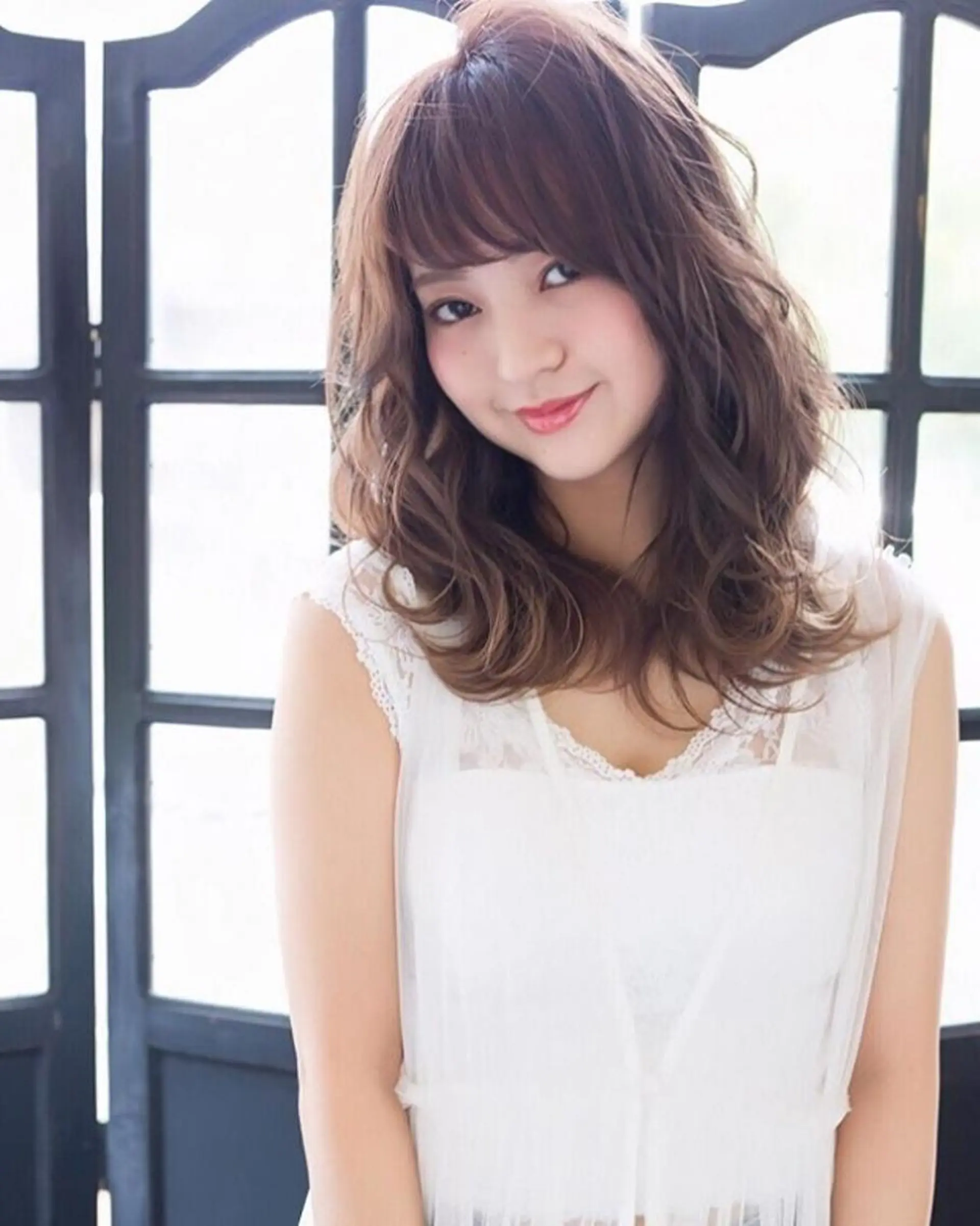 セミロング カラー ヘアアレンジ メンズ キッズ ネイル マツエク・マツパ premier modelsのヘアスタイル