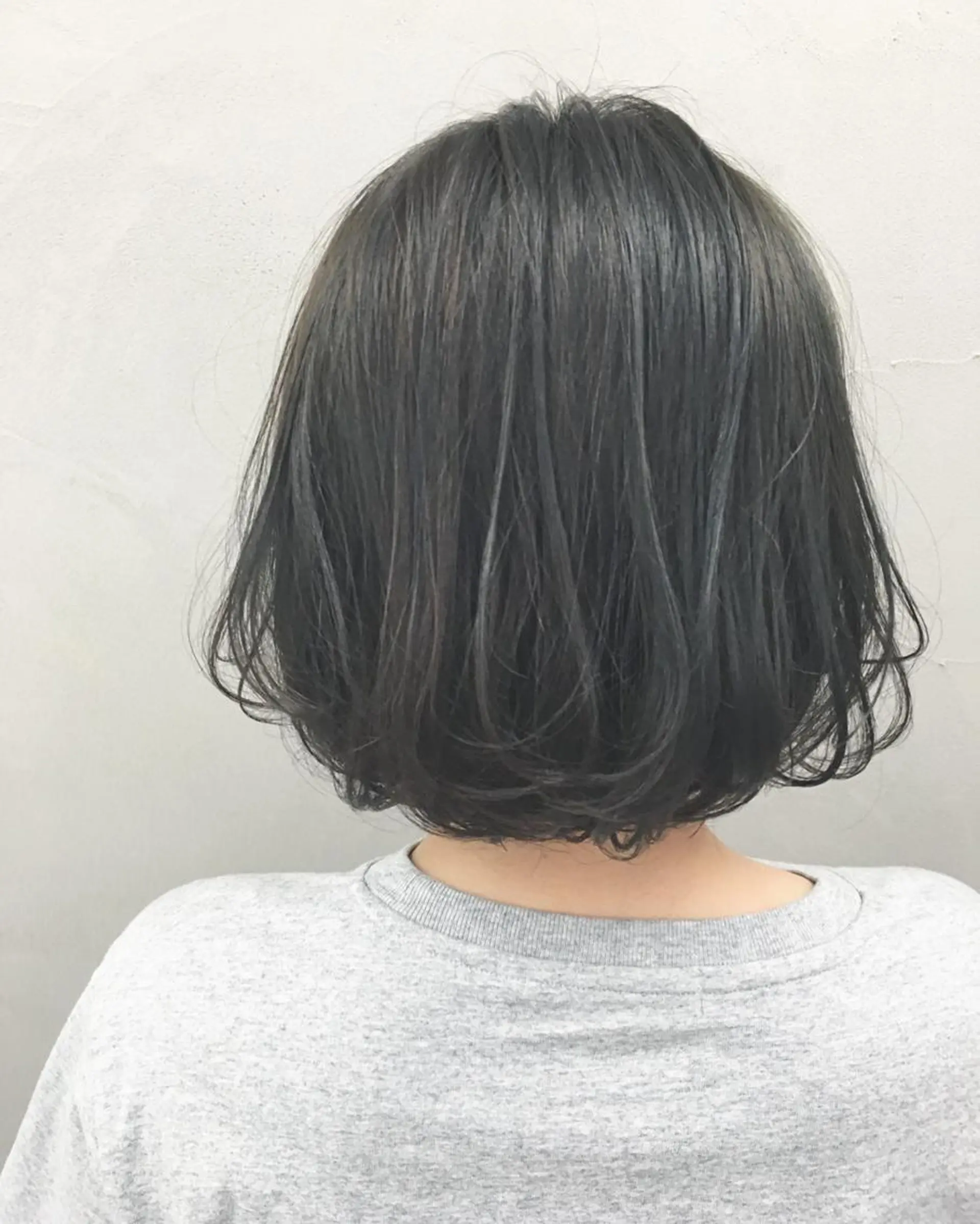 ショート カラー アディクシーカラー グレージュ 代表　土屋ヒロユキ ショートカットのヘアスタイル
