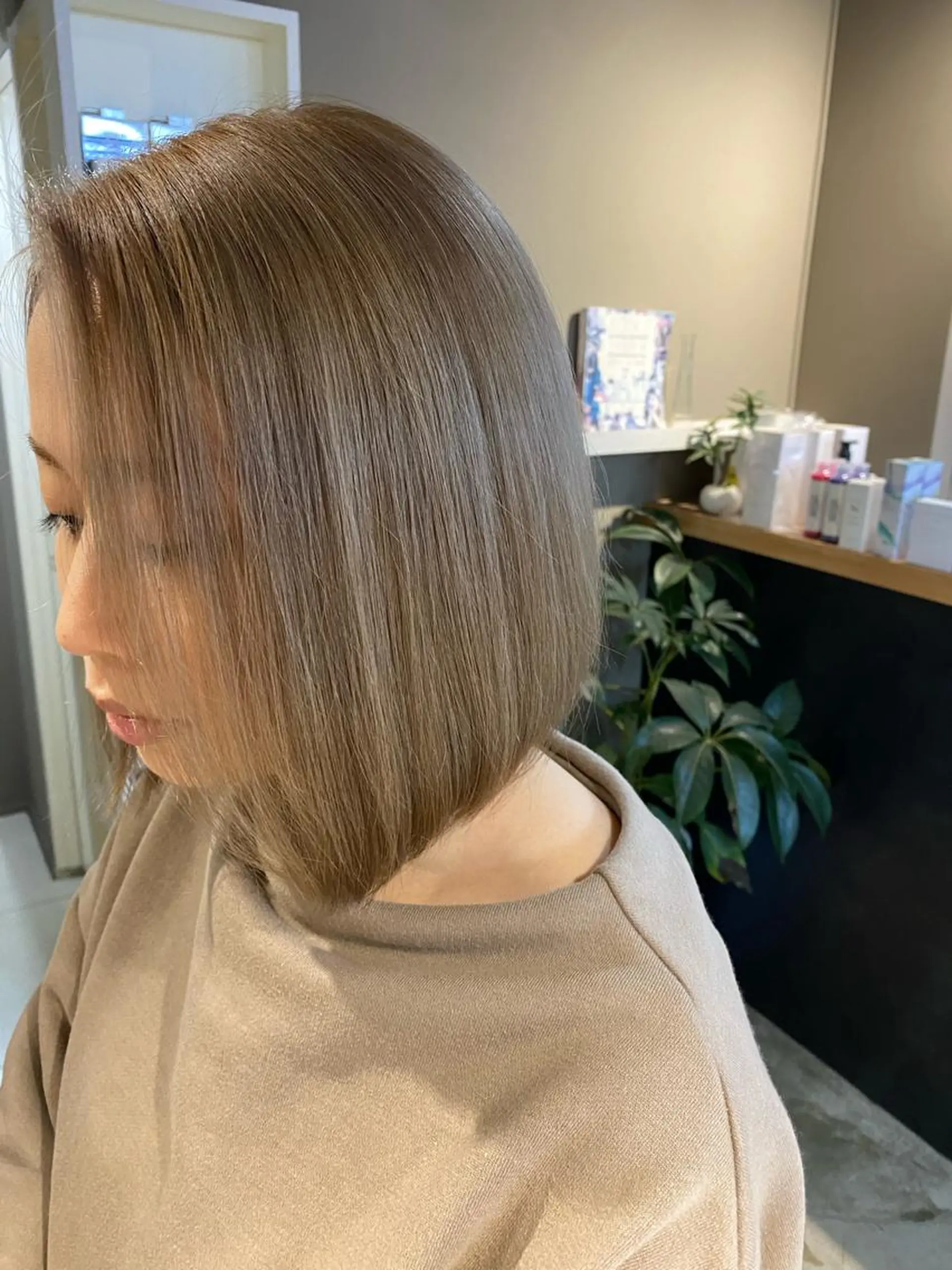 ミディアム カラー ヘアアレンジ メンズ キッズ ネイル マツエク・マツパ ヘアカラー トリートメント 透明感カラー🤎 ゆりのヘアスタイル