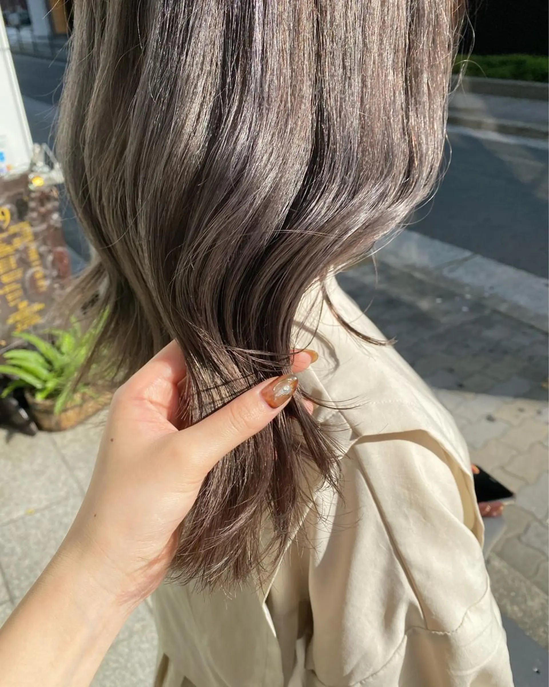 ミディアム カラー ヘアアレンジ マツエク・マツパ ダブルカラー グレージュ 透明感カラー🫧ヘア セット🫧松本菜月の眉毛・アイブロウイメージ