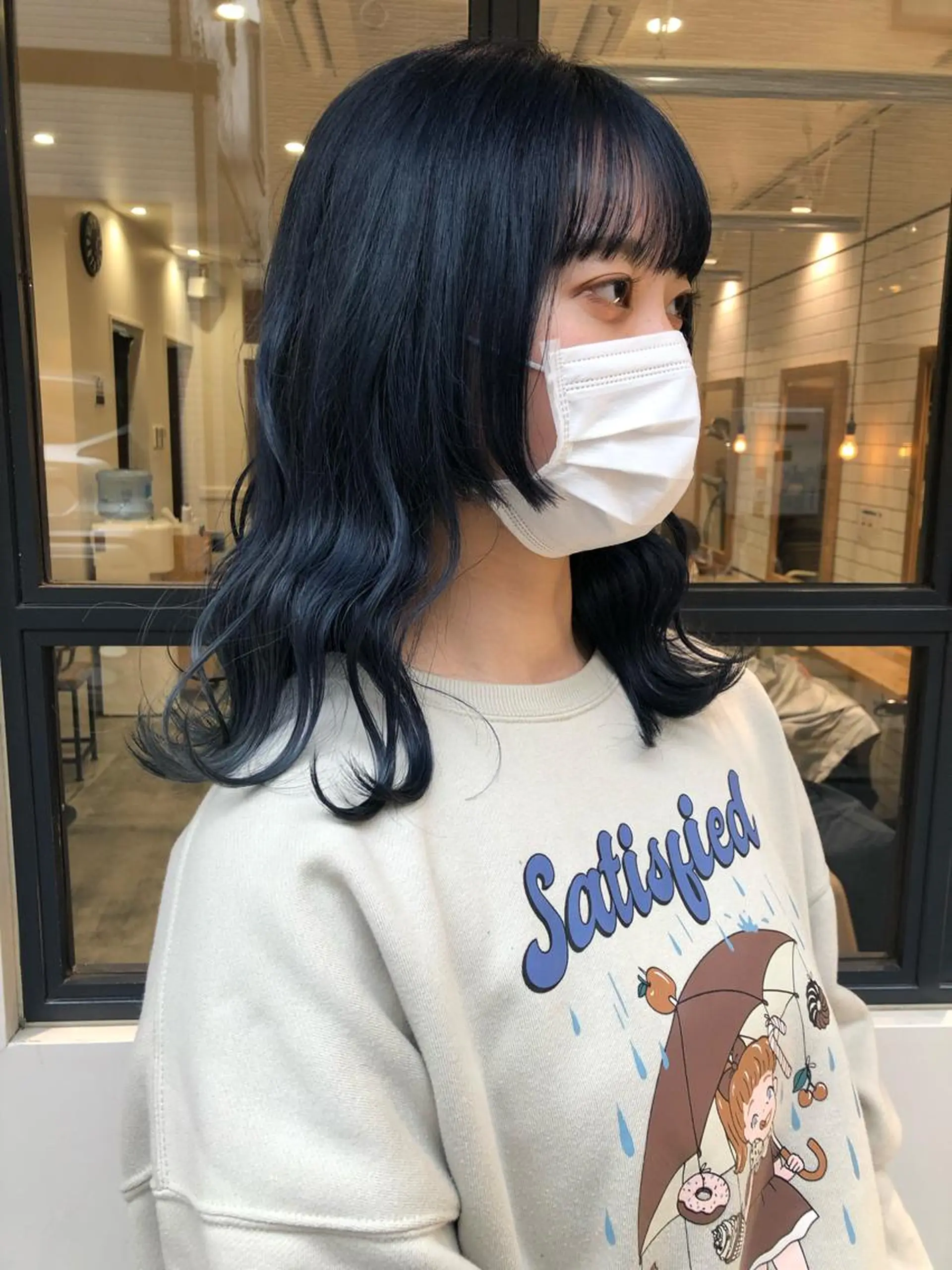 セミロング カラー ブリーチ ブルーカラー ヘアカラー トリートメント 髪質改善/レイヤー/ お顔まわり/Ami.のヘアスタイル