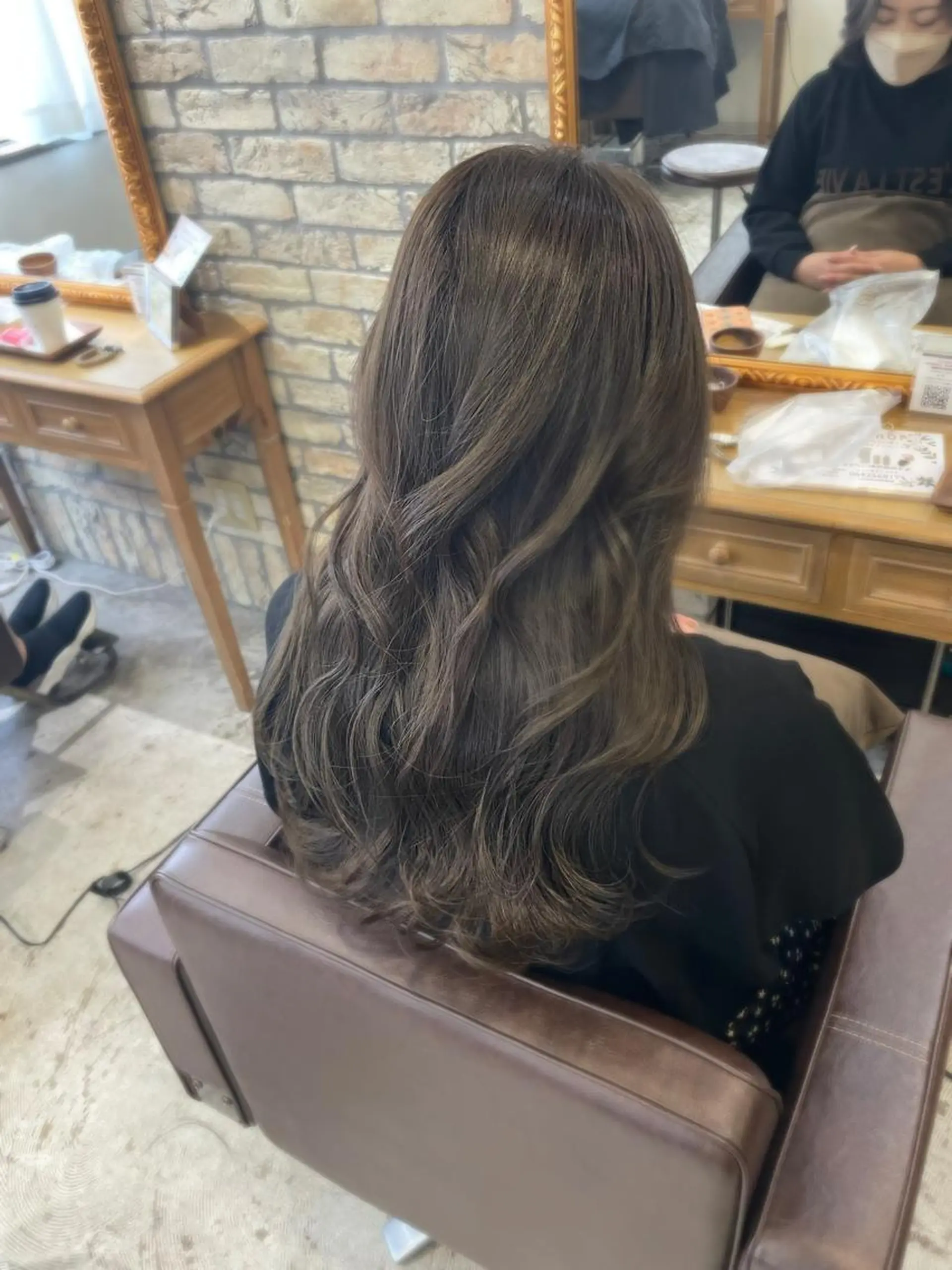 セミロング カラー ヘアアレンジ ブリーチ グレージュ ブリーチなしカラー カット ヘアカラー トリートメント ヘアセット 髪質改善特化 🫧松野力也のヘアスタイル