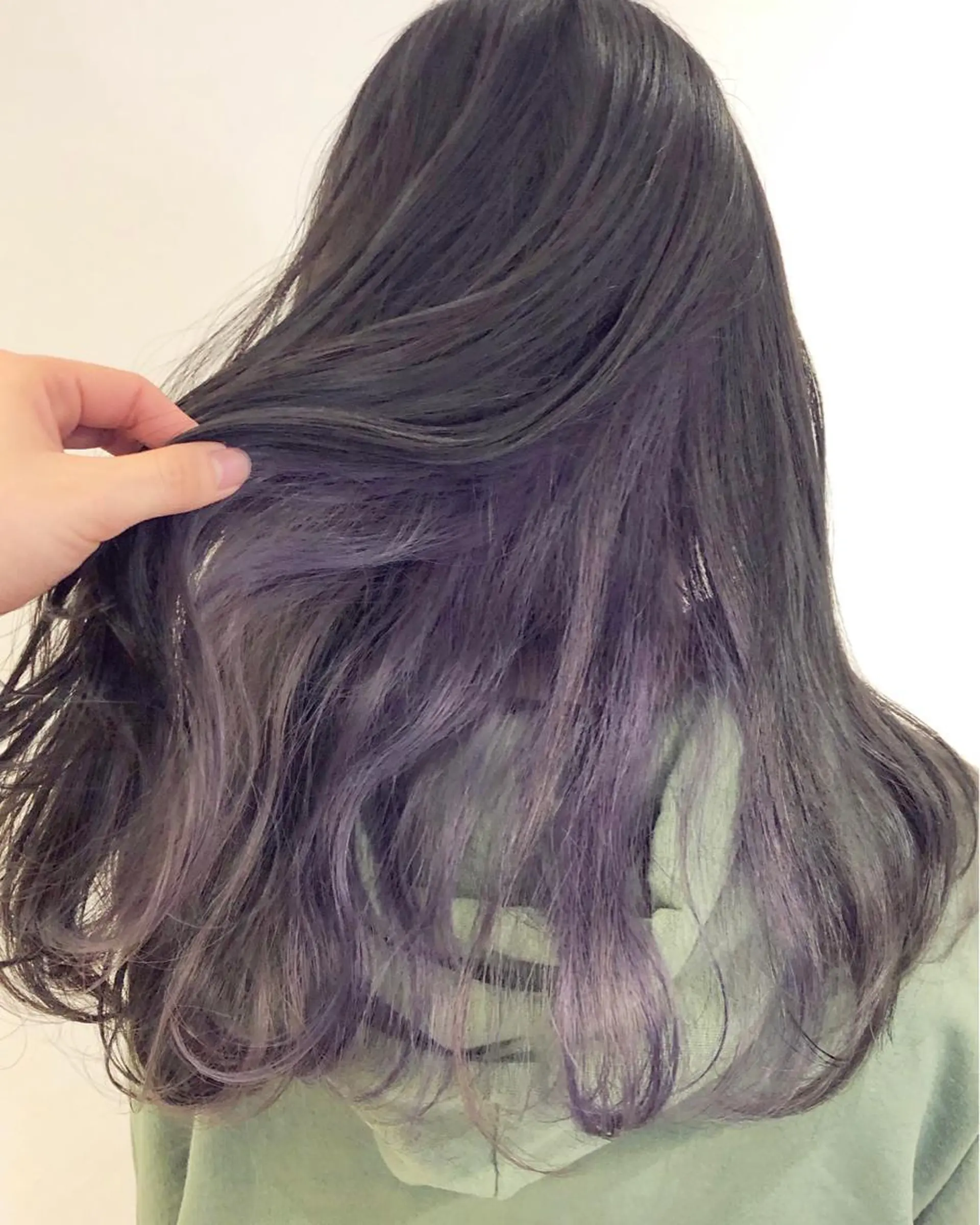 セミロング カラー 透明感カラー インナーカラー ラベンダーカラー パープルカラー 🍎みついじゅん🍏 ボブ指名No.1のヘアスタイル