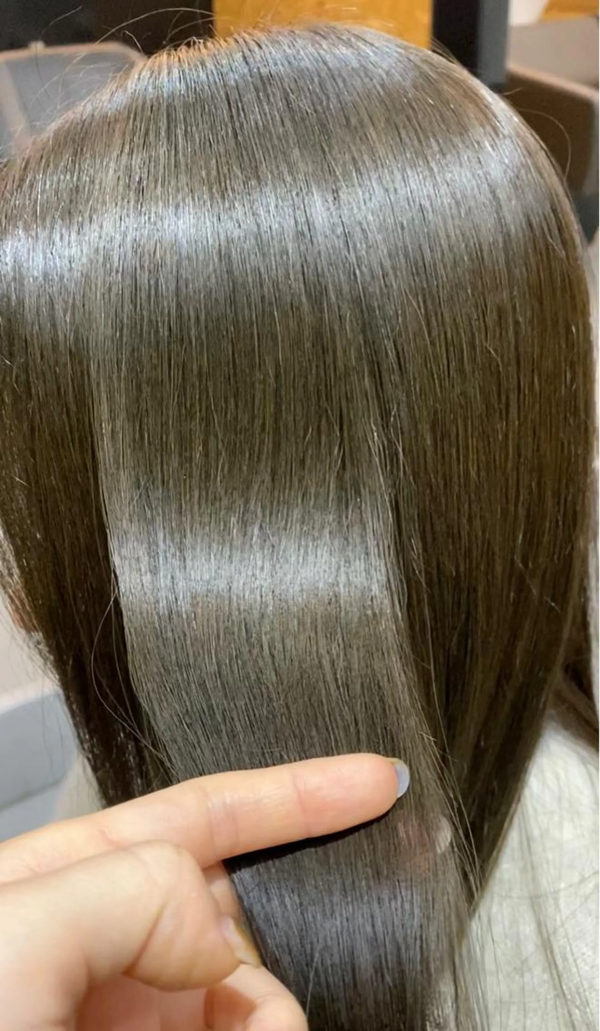 セミロング カラー ヘアアレンジ 透明感カラー グレージュ カーキグレージュ トリートメント 暗髪カラー🫐パーマ おくだりんかのヘアスタイル