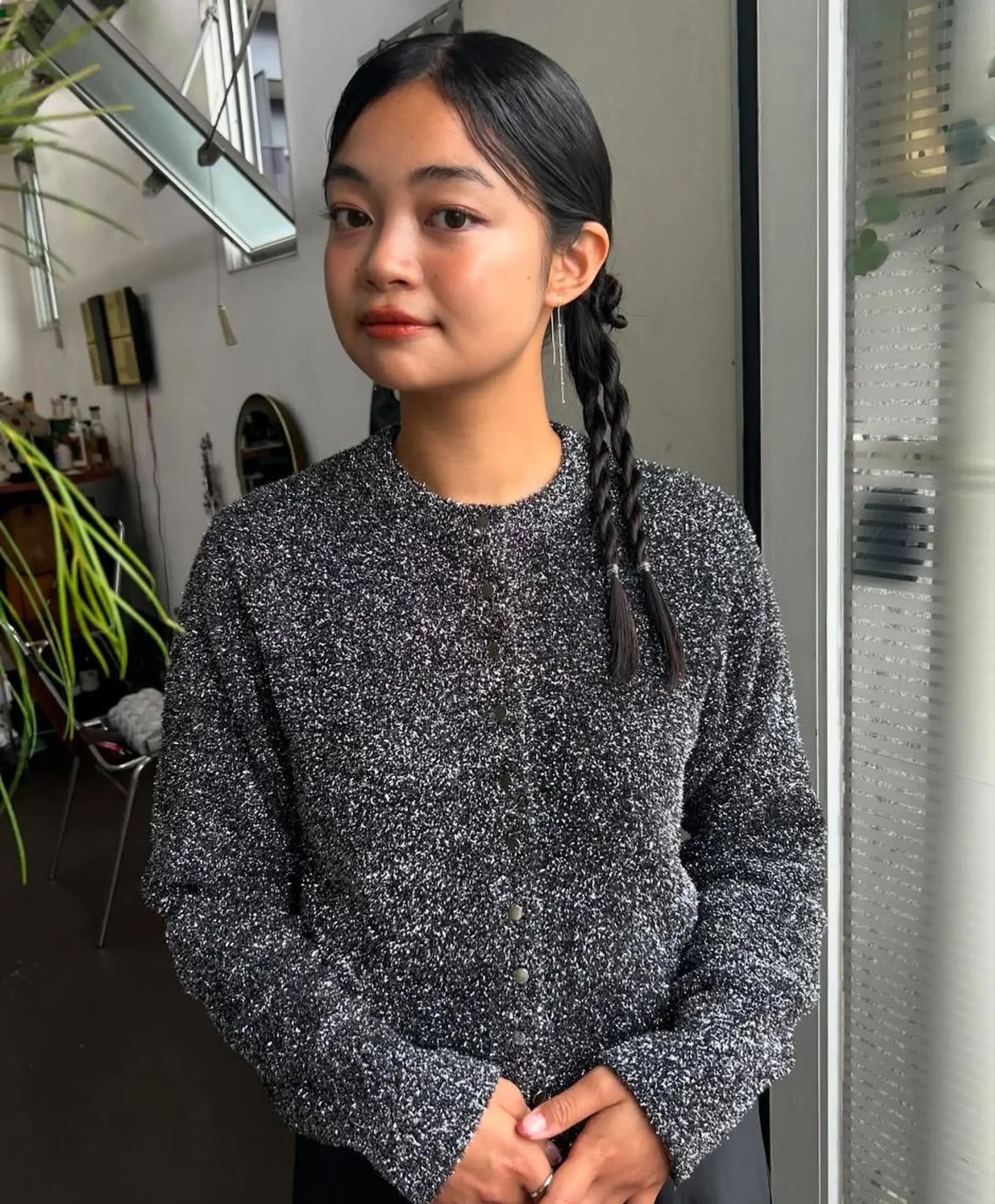 カラー ロング ヘアアレンジ qiie ワンカラー ダブルカラーのヘアスタイル