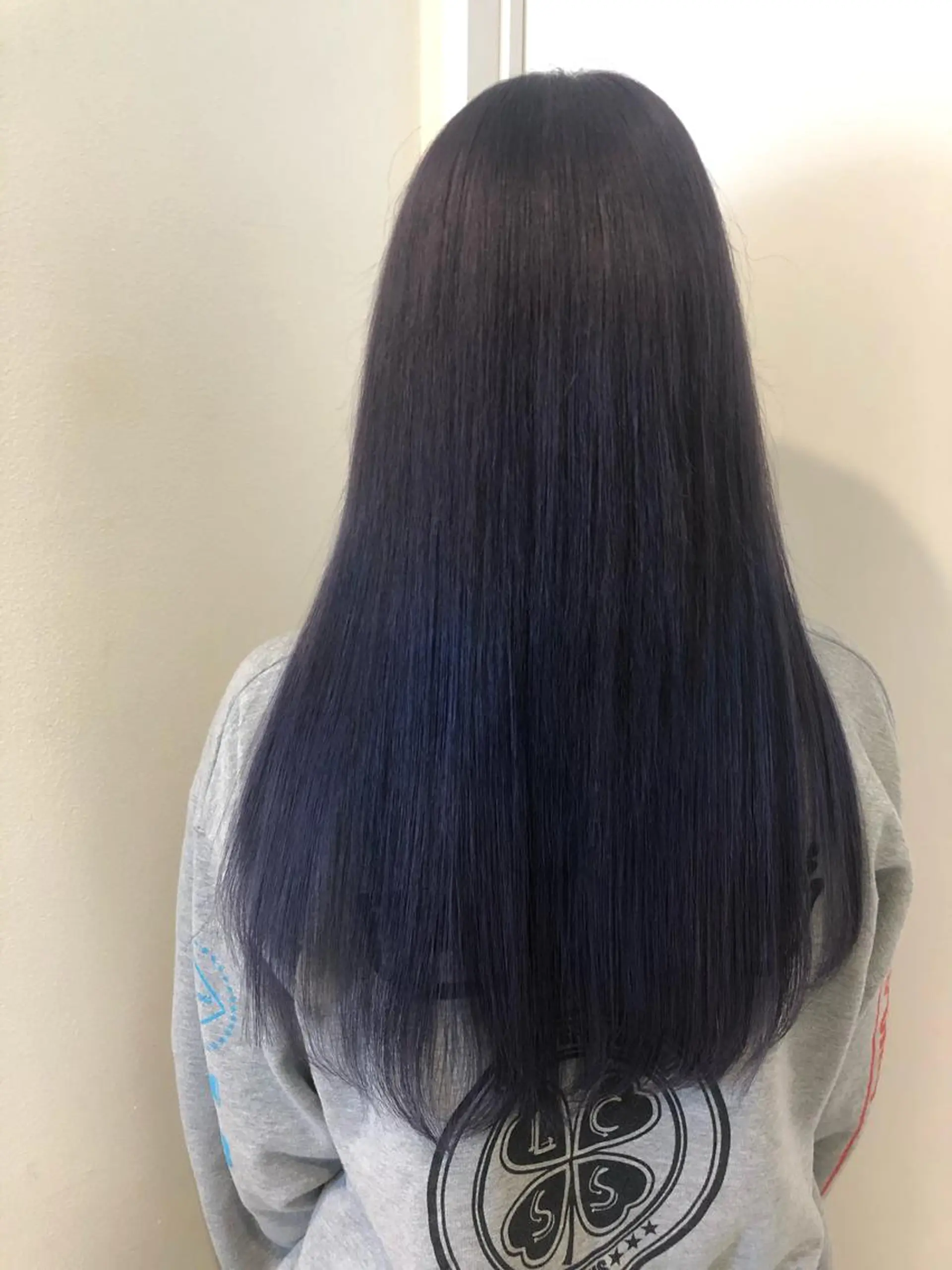 ロング カラー ブルーカラー ブルーラベンダー デザインカラー ダブルカラー ラベンダーカラー カット ヘアカラー トリートメント 🧡艶髪ちゅるん髪 🫧🧡YUKI❄️のヘアスタイル