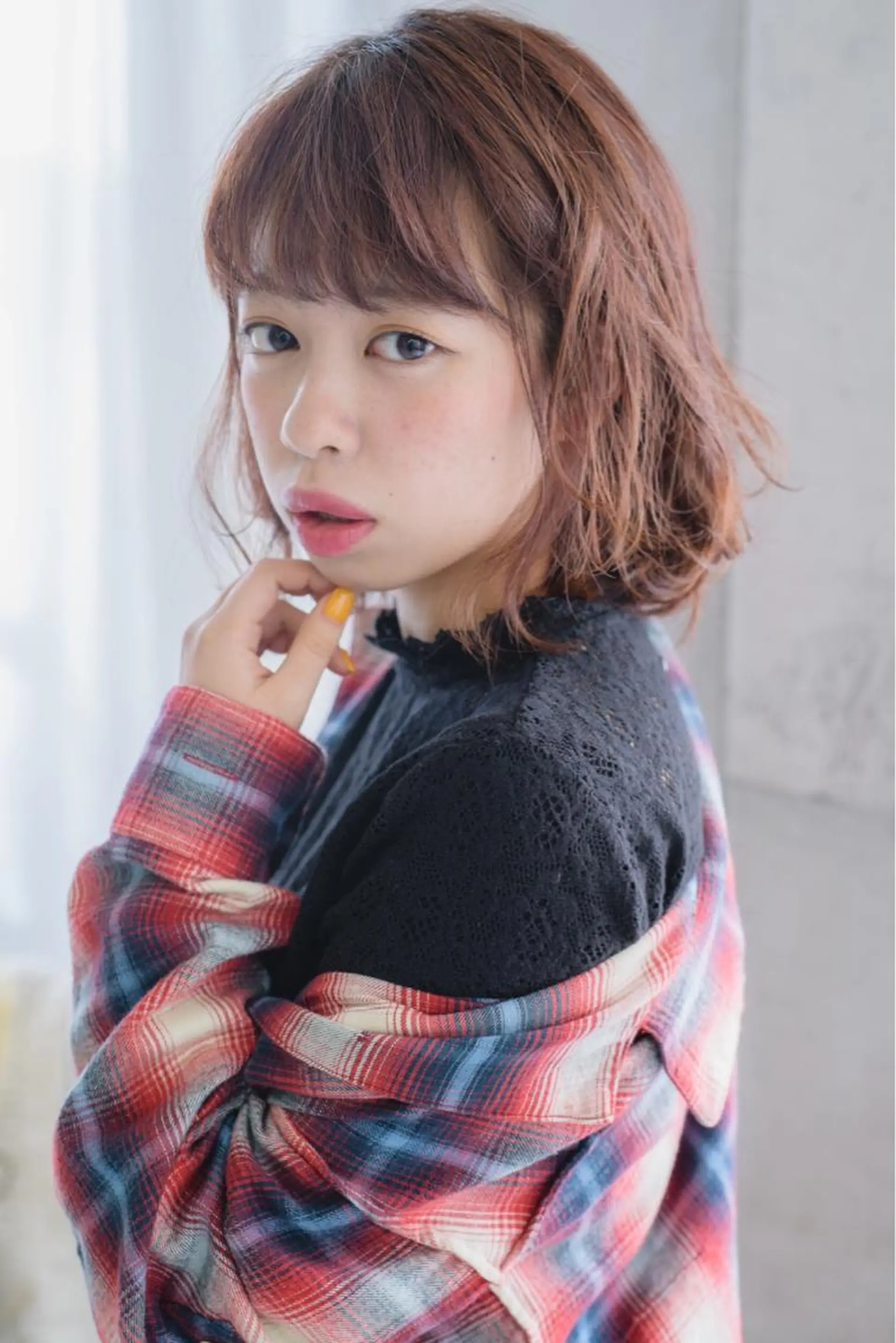 ミディアム カラー パーマ ヘアアレンジ オン眉 【白髪ぼかし 専門GBG】自由が丘のヘアスタイル