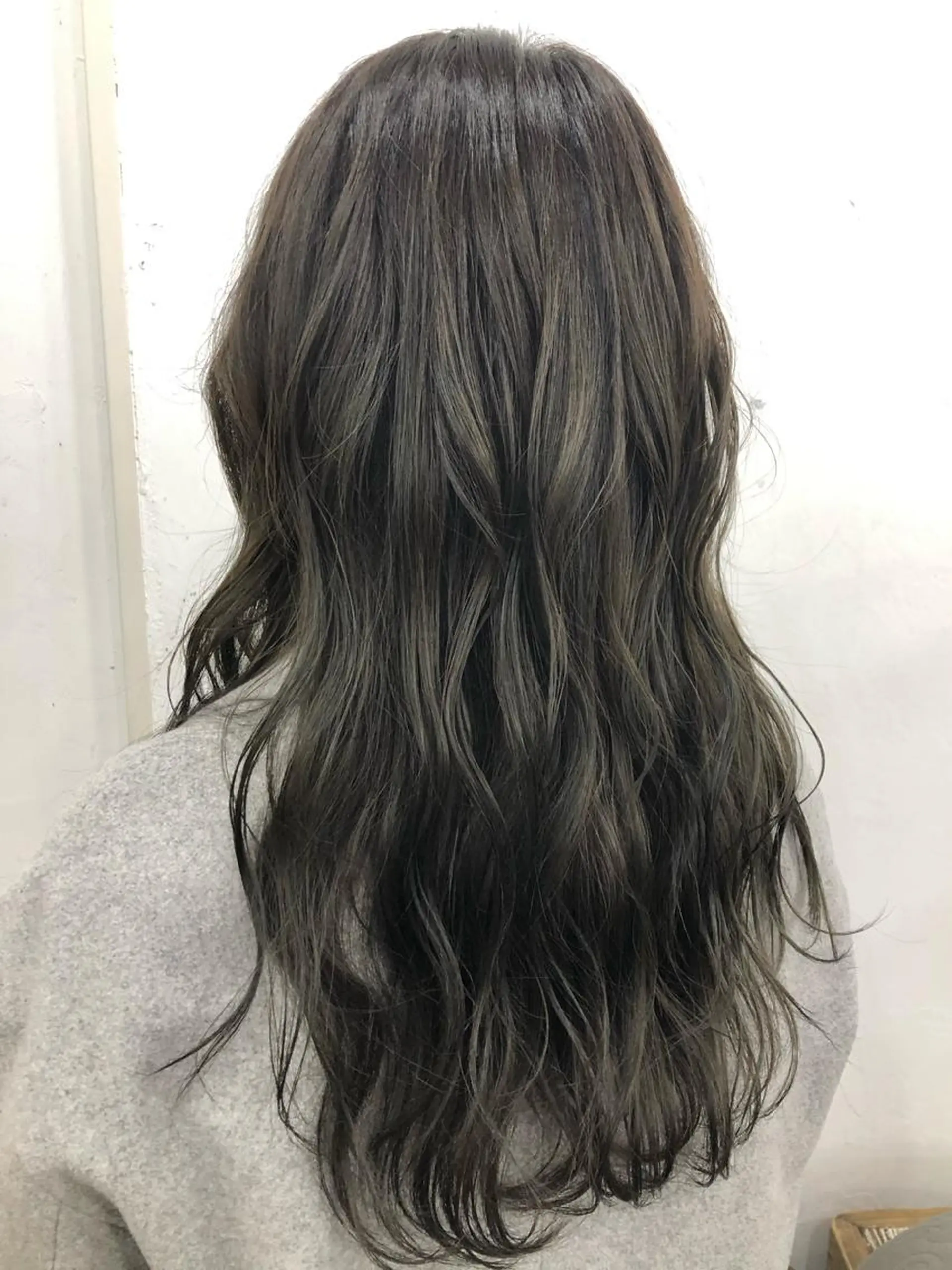 ロング カラー レイヤー ハイトーン 暖色⭐︎KANAKOのヘアスタイル