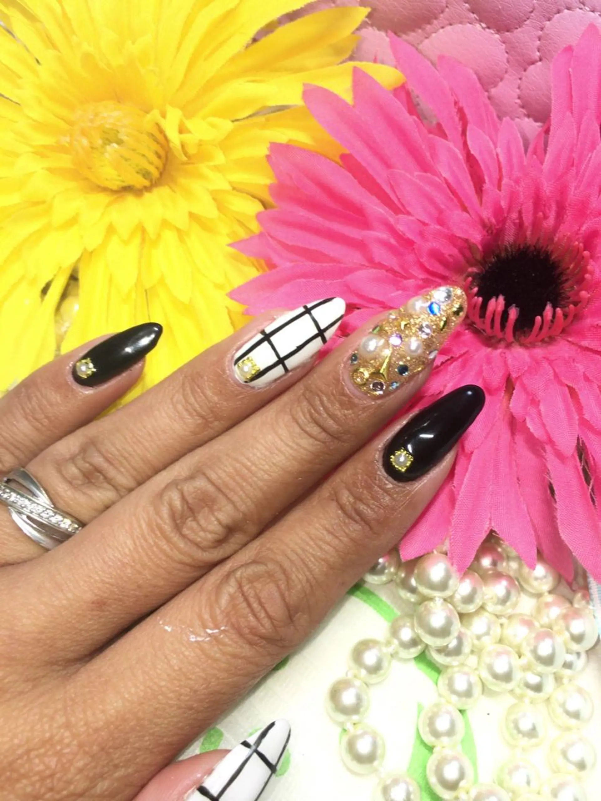 ネイル ハンドネイル ハンドケア ネイル･脱毛サロン HARRYSのエステ・リラクイメージ