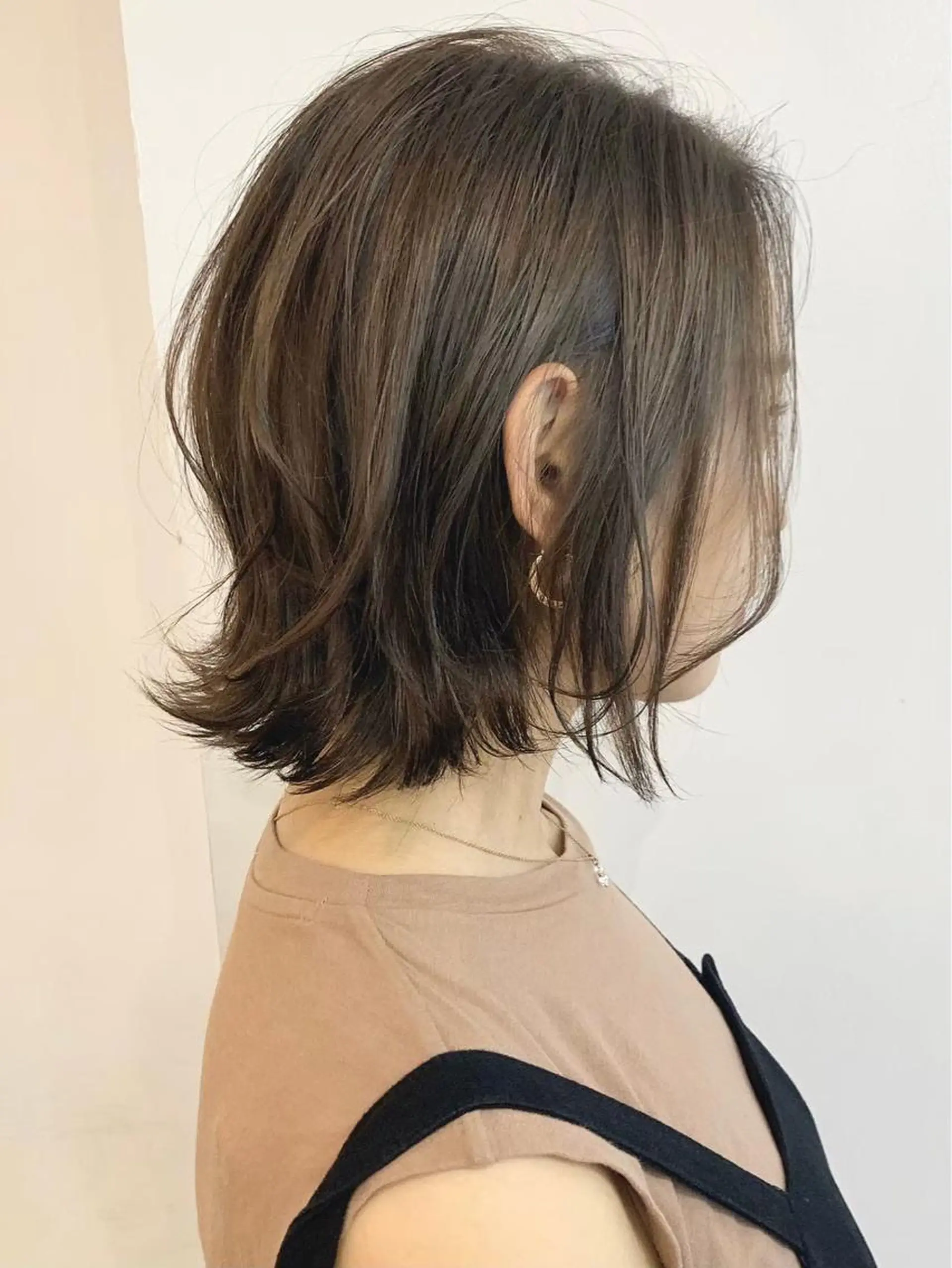 ミディアム カラー 透明感カラー グレージュ カット ヘアカラー トリートメント 透明感カラー 大人グレージュ有村のヘアスタイル