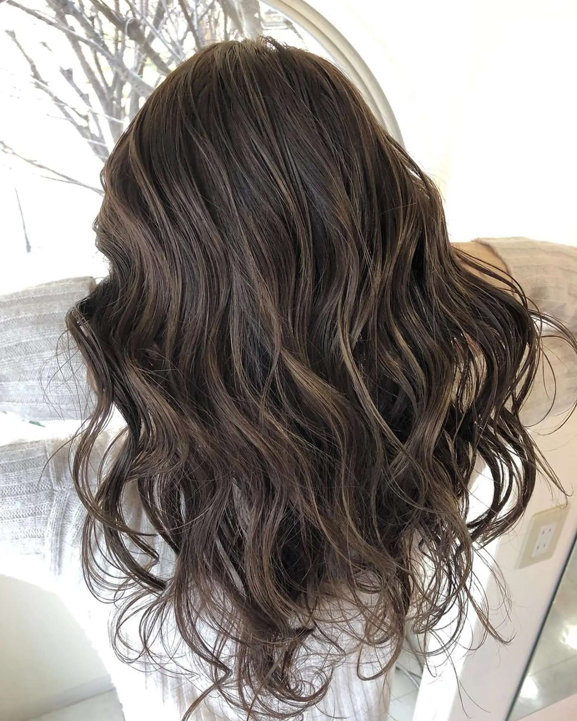 ロング カラー パーマ 上霜 菜月のヘアスタイル