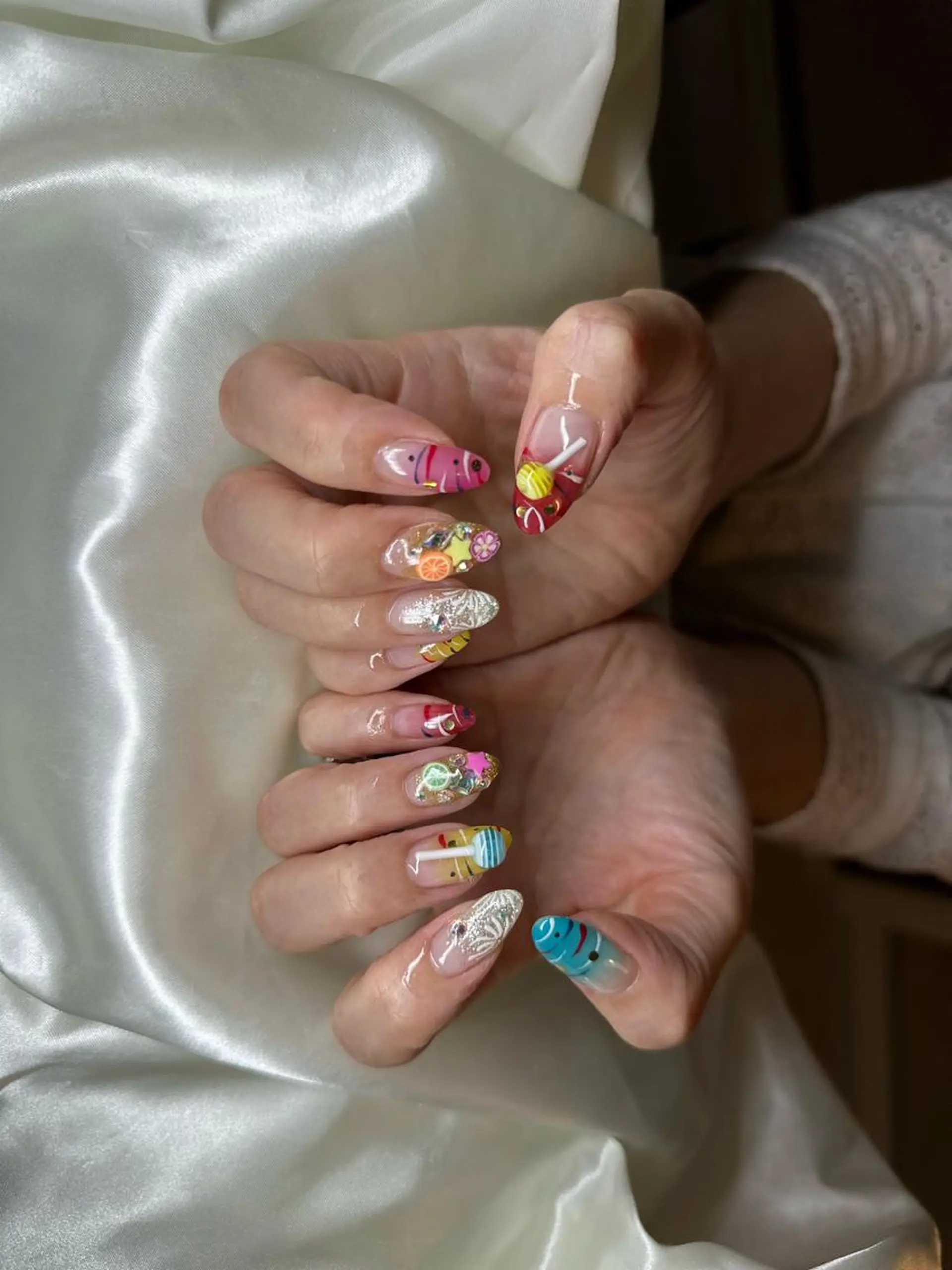 ロング ネイル ハンドネイル ハンドケア Non Nonのネイルデザイン