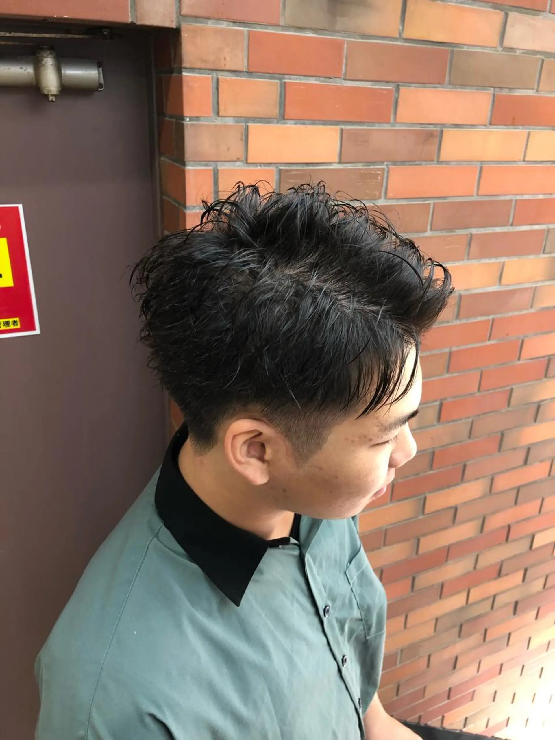 ショート メンズ アップバング ショートヘア ⭐️TOSHIKI メンズパーマオタク⭐のヘアスタイル