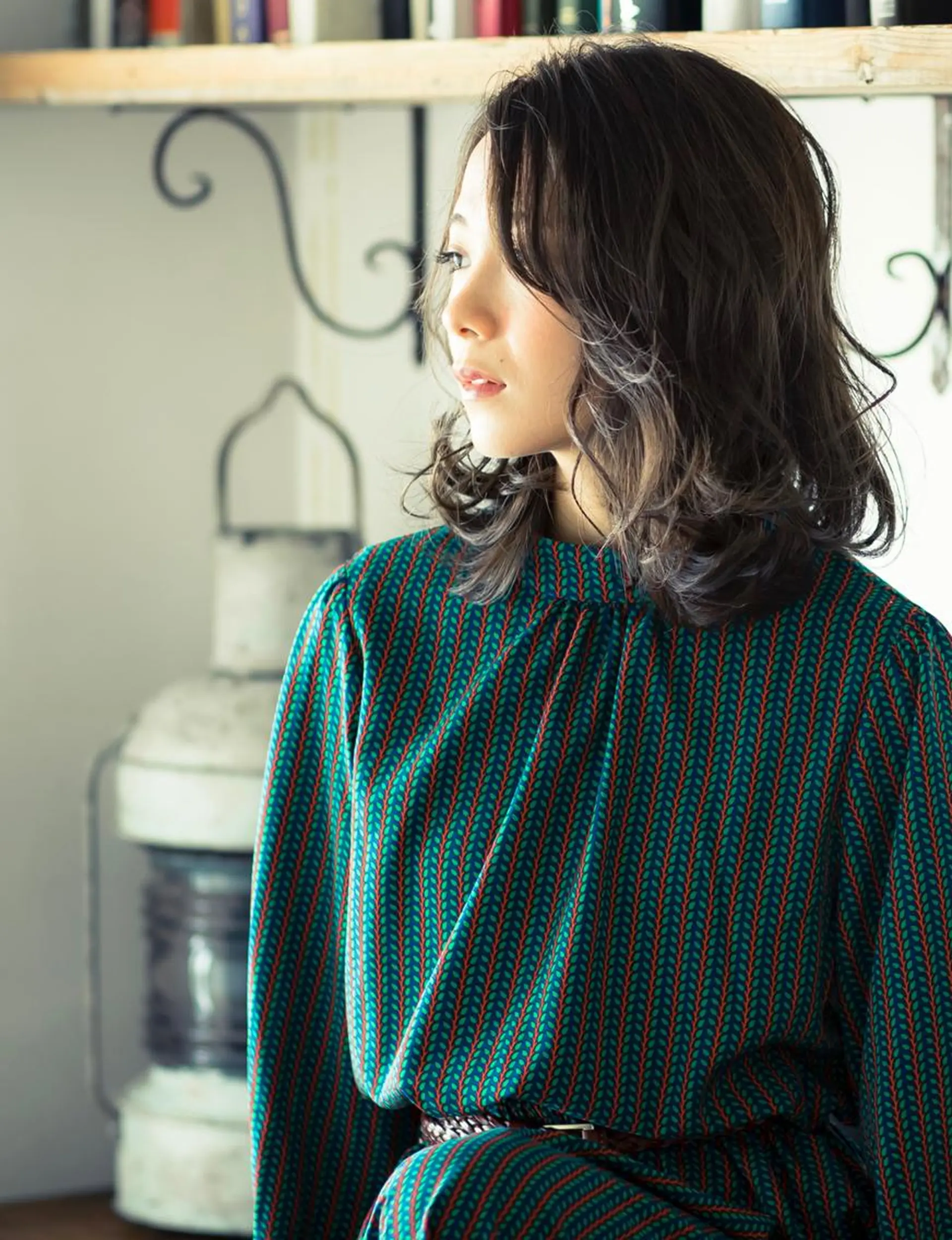 カラー 岩渕 由里香のヘアスタイル