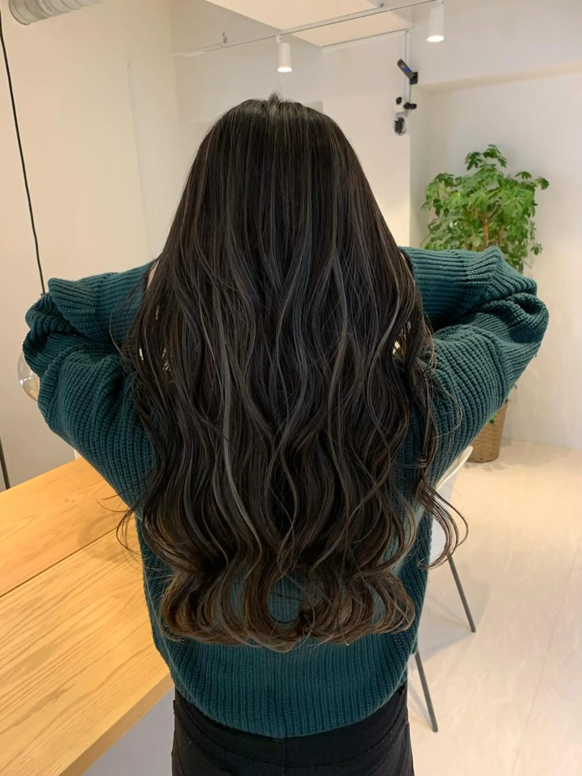 ロング カラー カット ヘアカラー トリートメント schon 仙台のヘアスタイル