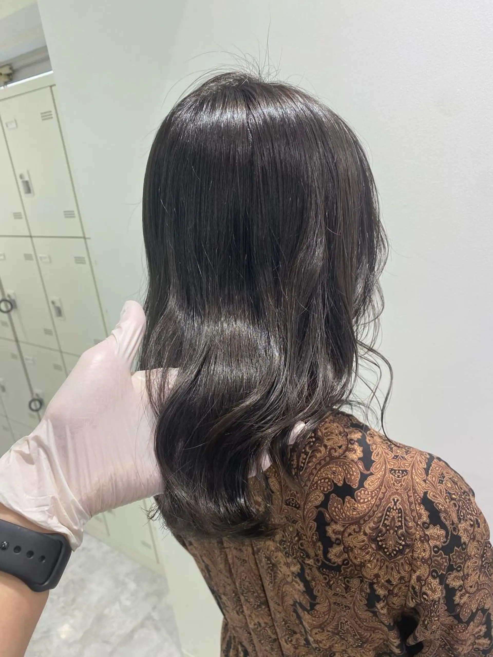 セミロング カラー パーマ ヘアアレンジ ネイル マツエク・マツパ 韓国風ベージュ🤎 赤みなし🌿横浜🤎のヘアスタイル