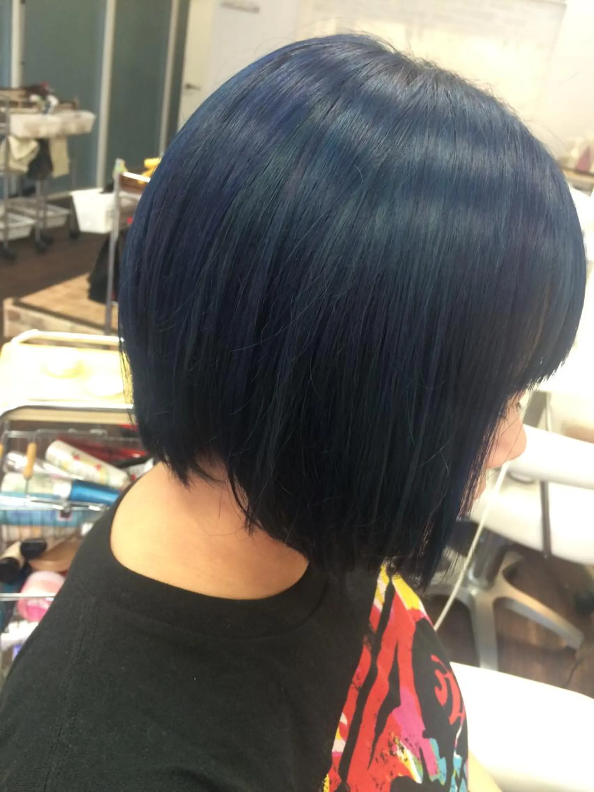 ショート ミディアム 岩谷/ブリーチ 🪽透明感カラーのヘアスタイル