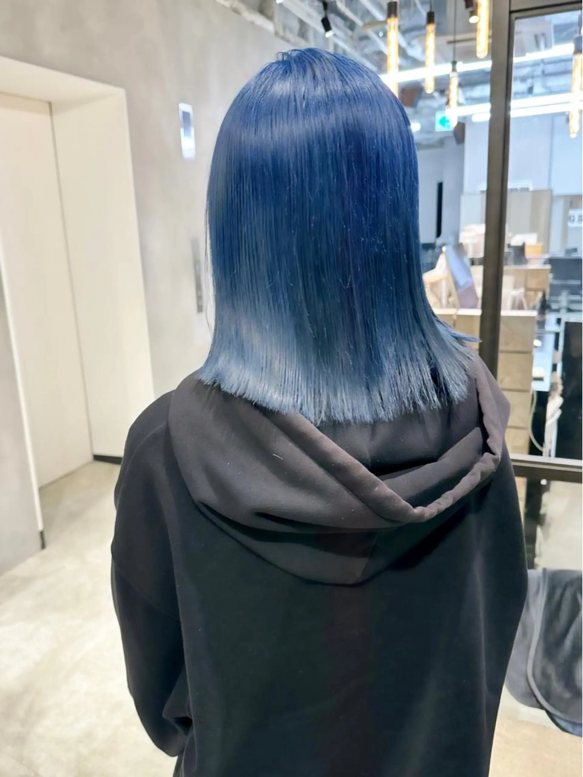 セミロング カラー ブリーチ ケアブリーチ ヘアカラー トリートメント 🦋レイヤーカット ミドリカワ🦋のヘアスタイル
