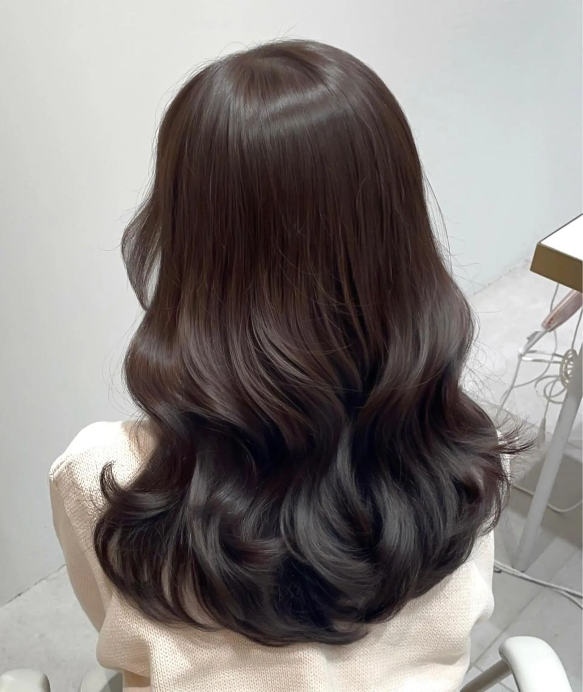 ロング カラー 🤎小顔レイヤー /ベージュ🤎友香のヘアスタイル