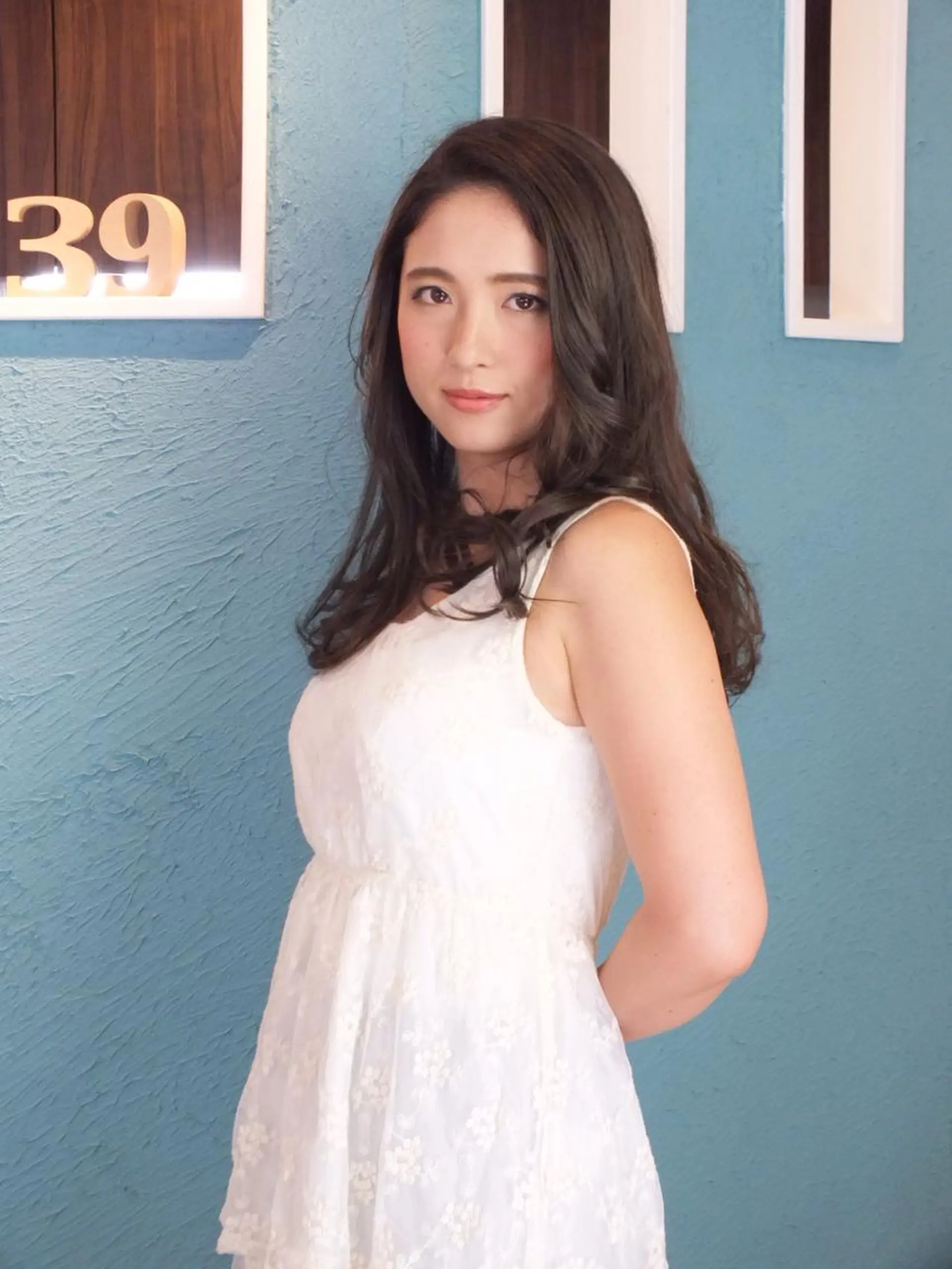 ミディアム カラー パーマ ヘアアレンジ メンズ キッズ ネイル マツエク・マツパ THREE NINE 【スリーナイン】のヘアスタイル