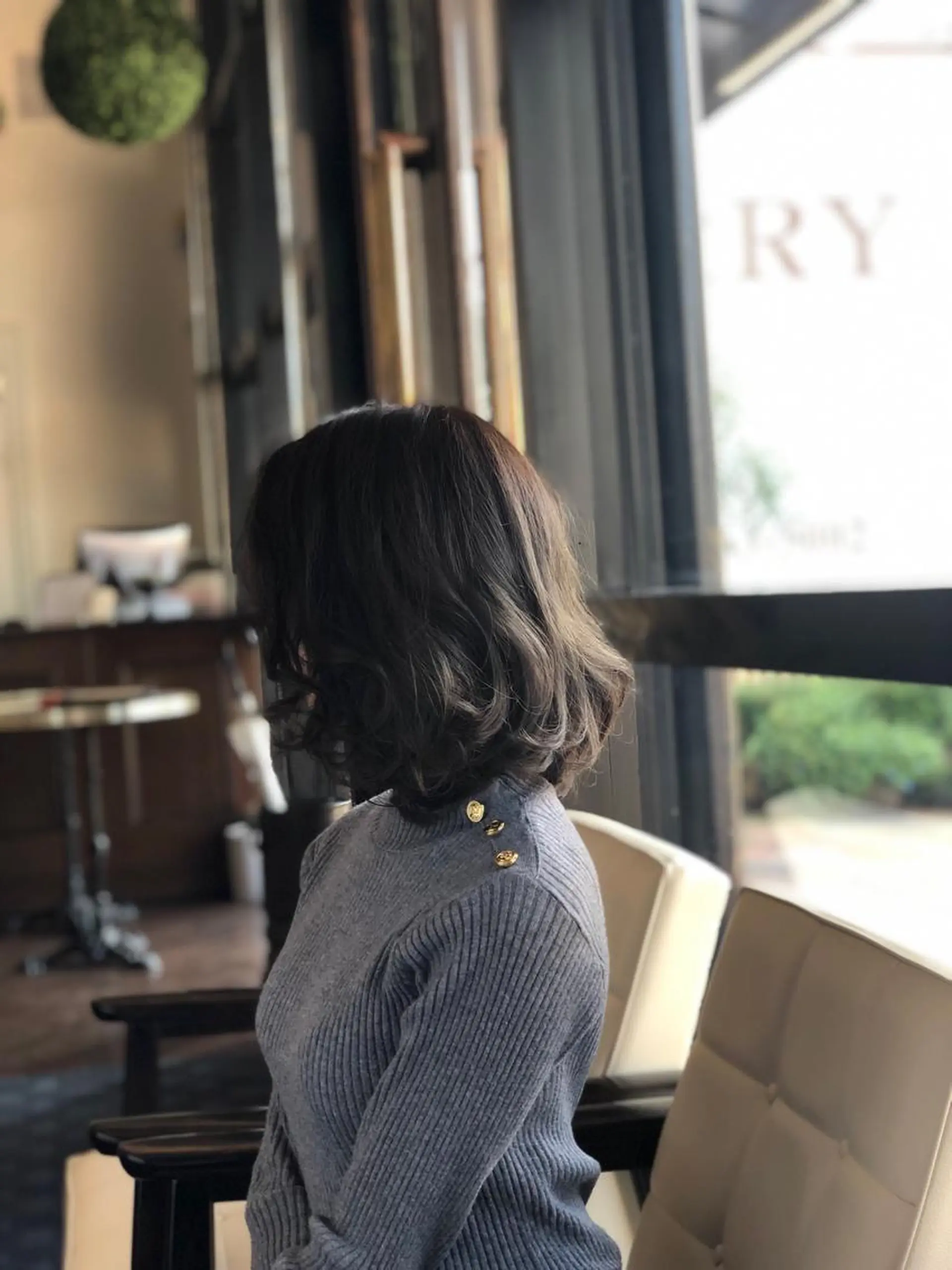 ミディアム 城間 翔太のヘアスタイル