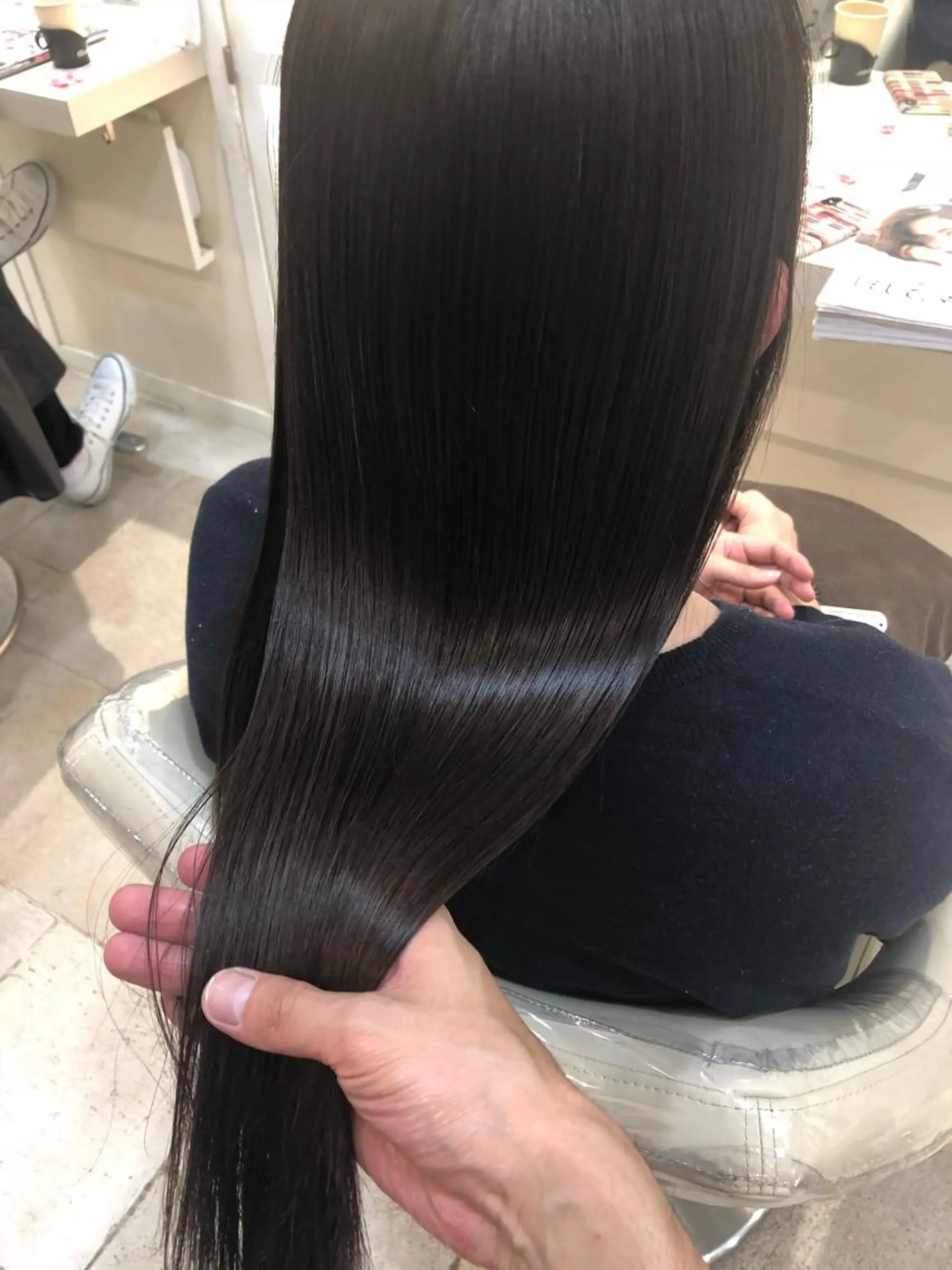 ロング 髪質改善 縮毛矯正 須賀 一美のヘアスタイル