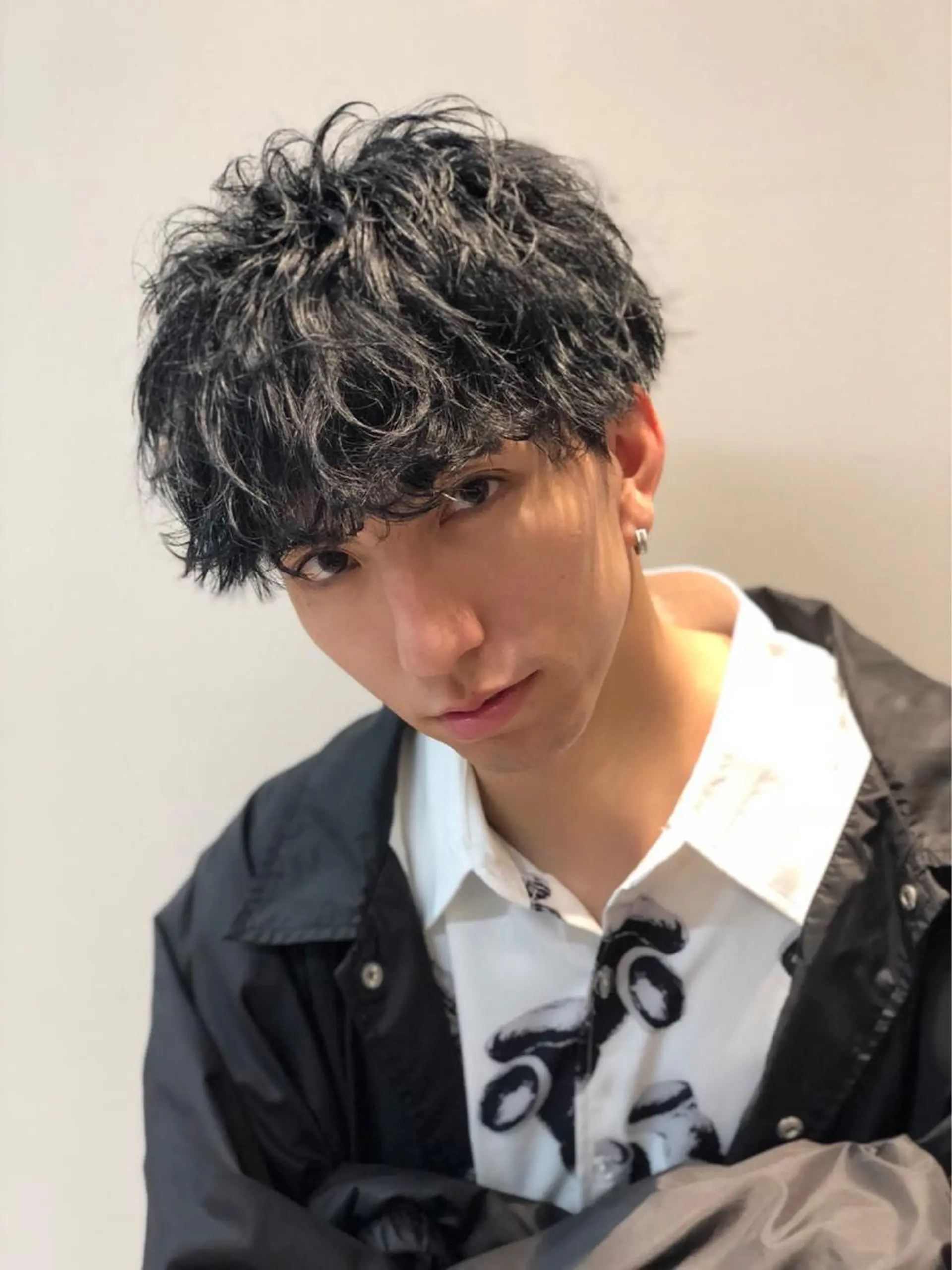 ミディアム パーマ ヘアアレンジ ミディアムパーマ スパイラルパーマ ✨上品レディーなヘア スタイルへ✨髙木諒也のヘアスタイル