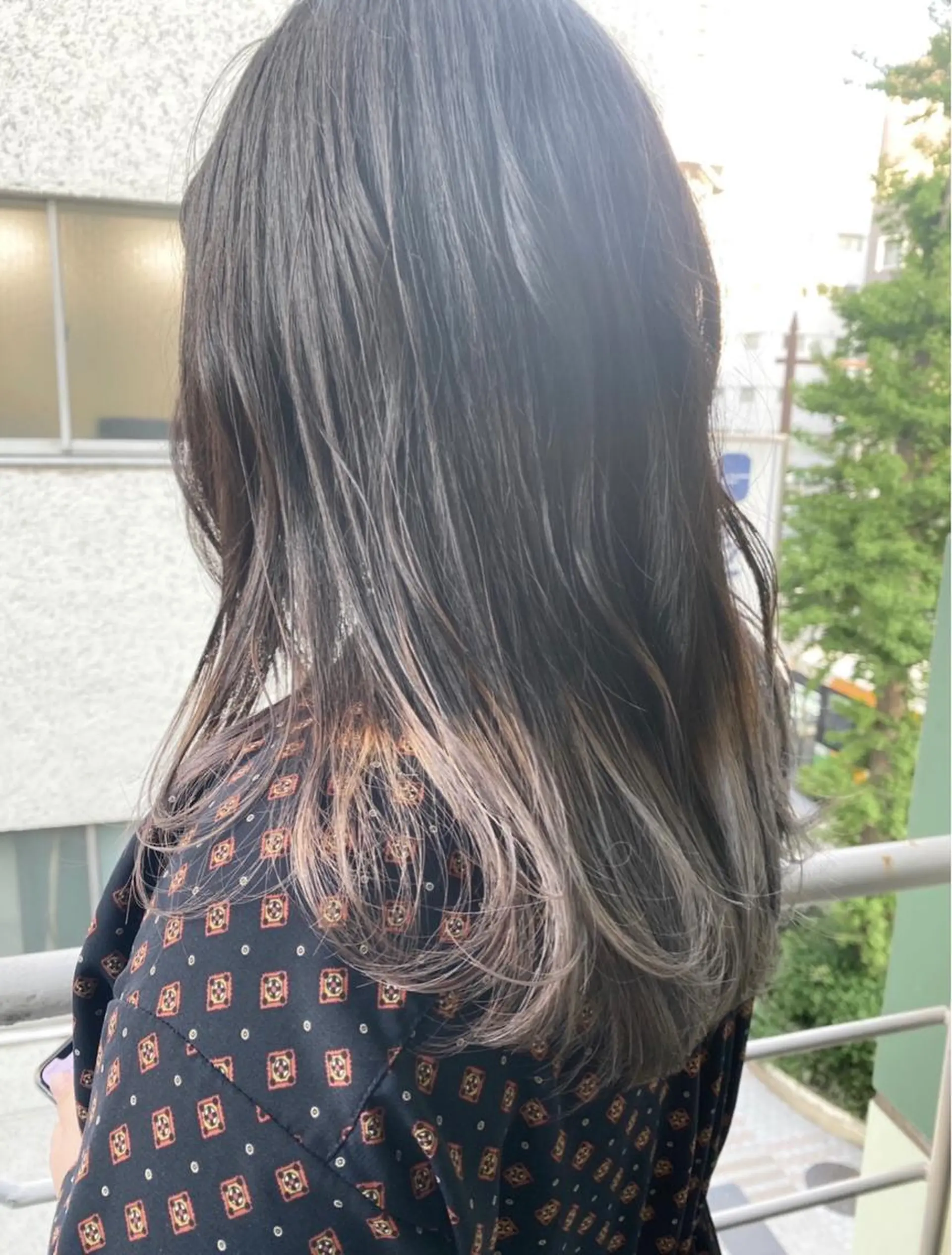 セミロング カラー シルバー 🫧似合わせヘア/ 副店長＊千葉のヘアスタイル