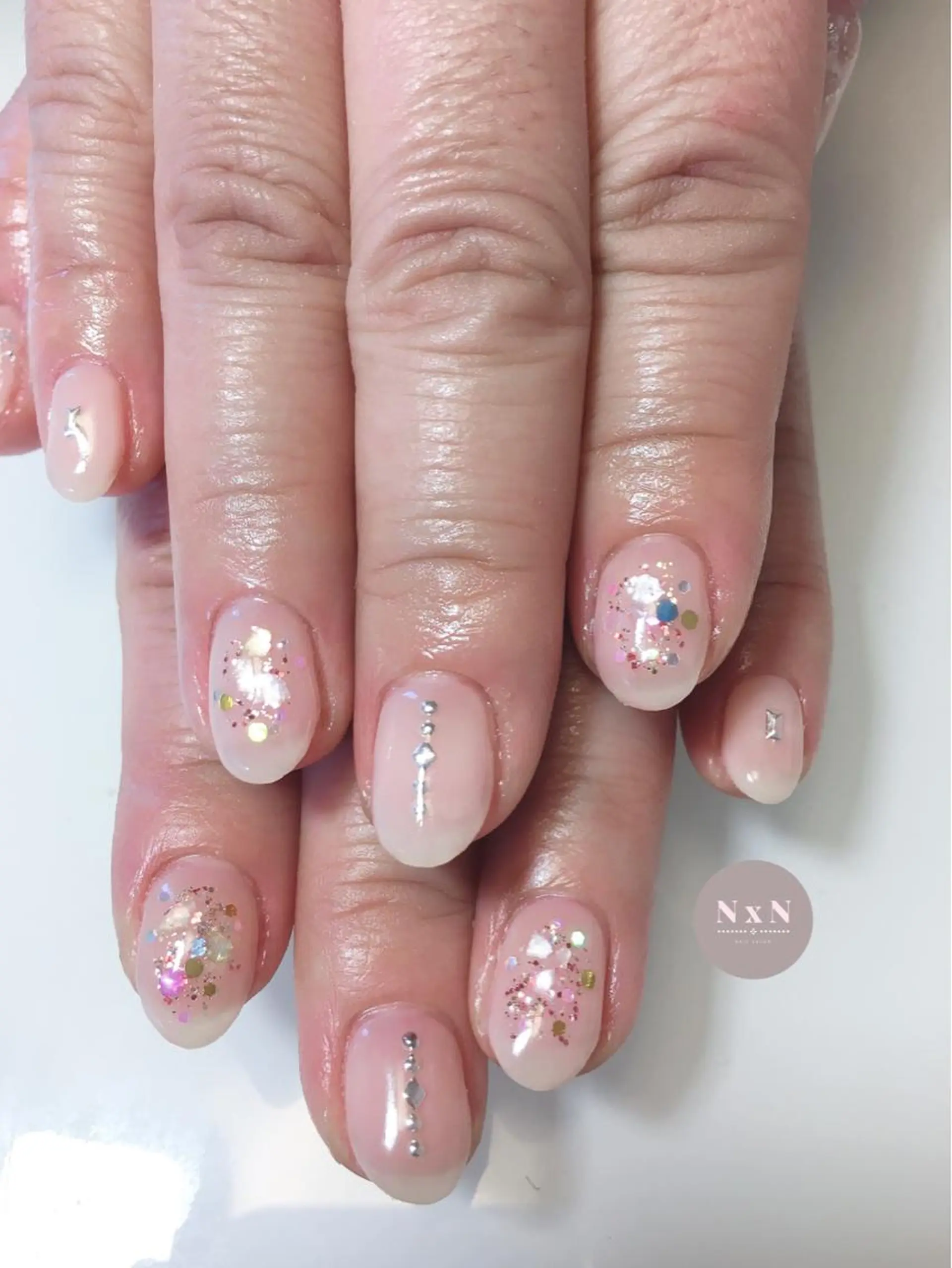 ネイル ジェルネイル ピンク ぷっくりネイル 春ネイル ホワイト nail salon N×Nのネイルデザイン