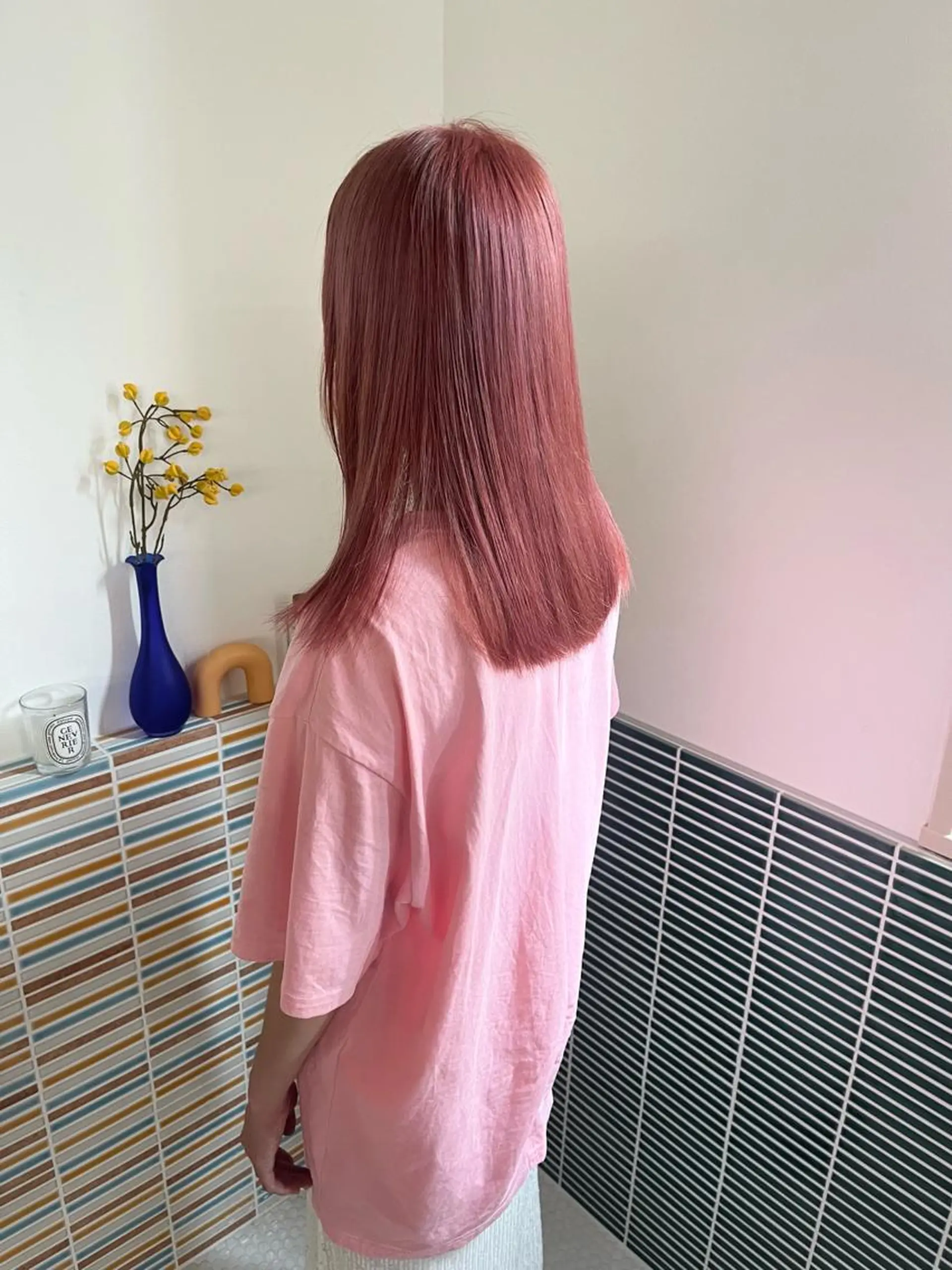 ミディアム カラー ブリーチ ピンクカラー ヘアカラー トリートメント 🩷ハイトーン透明感 レイヤー🩷ユリカのヘアスタイル